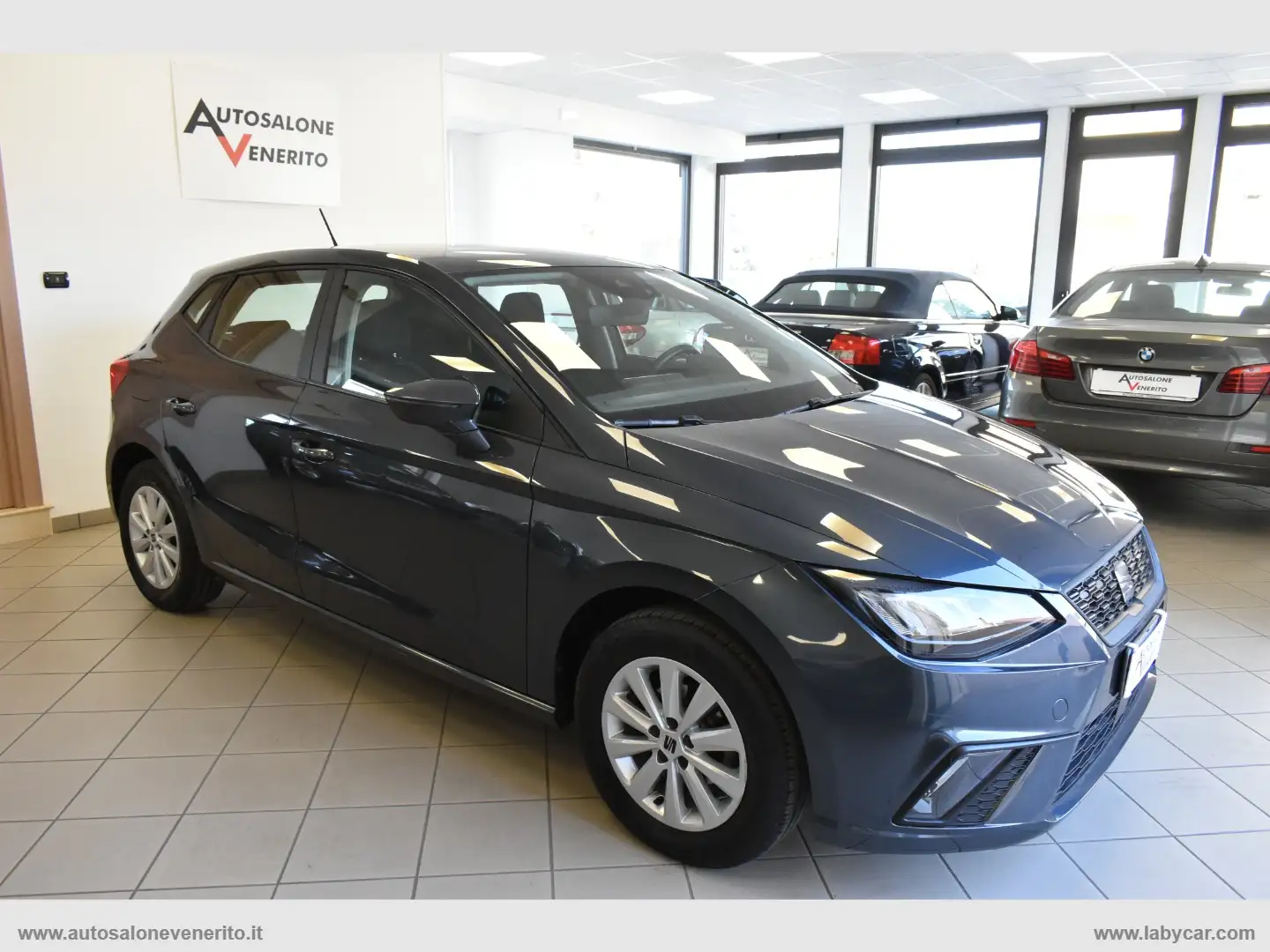 SEAT Ibiza 1.0 TGI 5p. Style Gris - 2