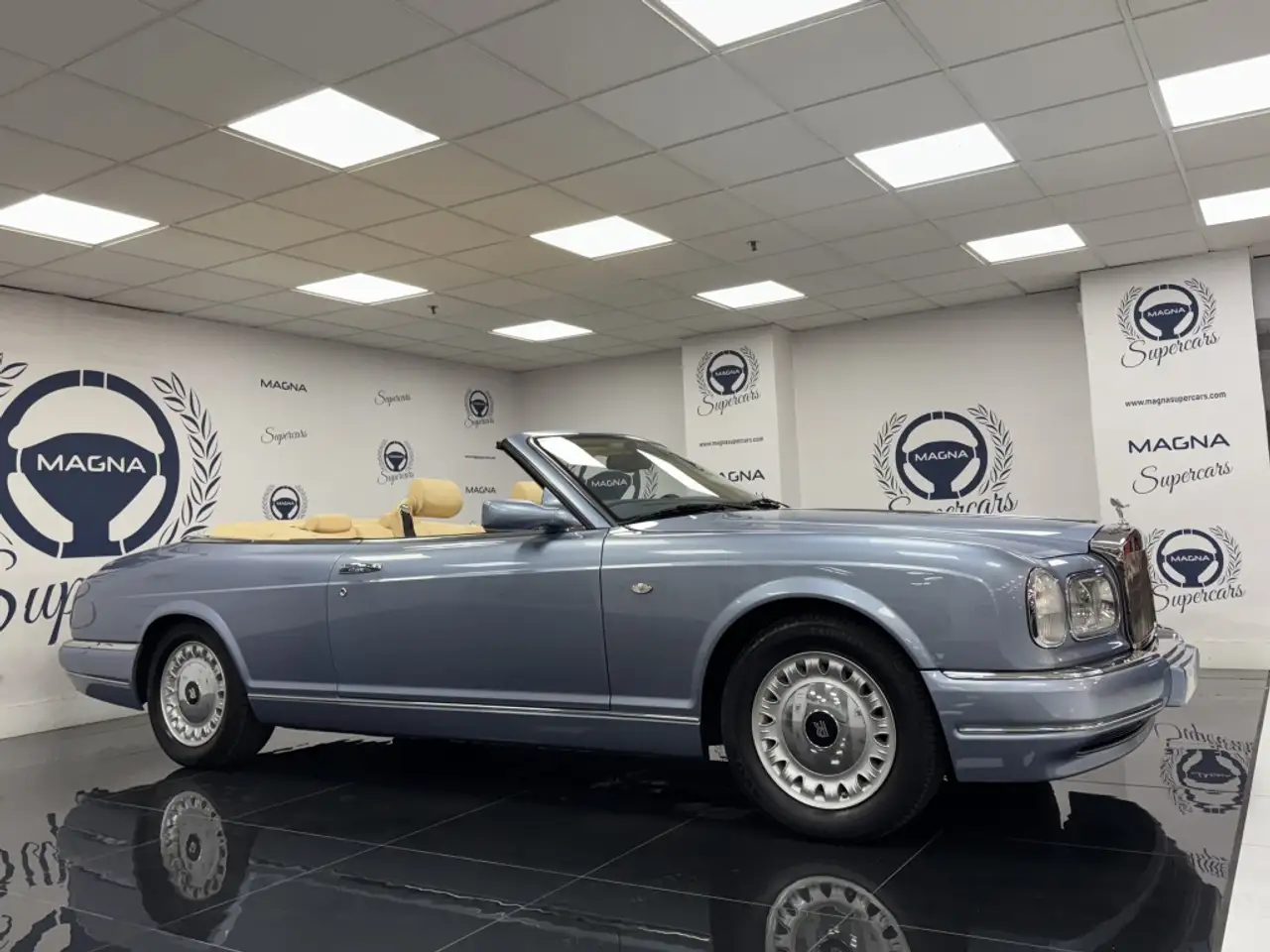 Rolls-Royce Corniche Convertible V, foto 2