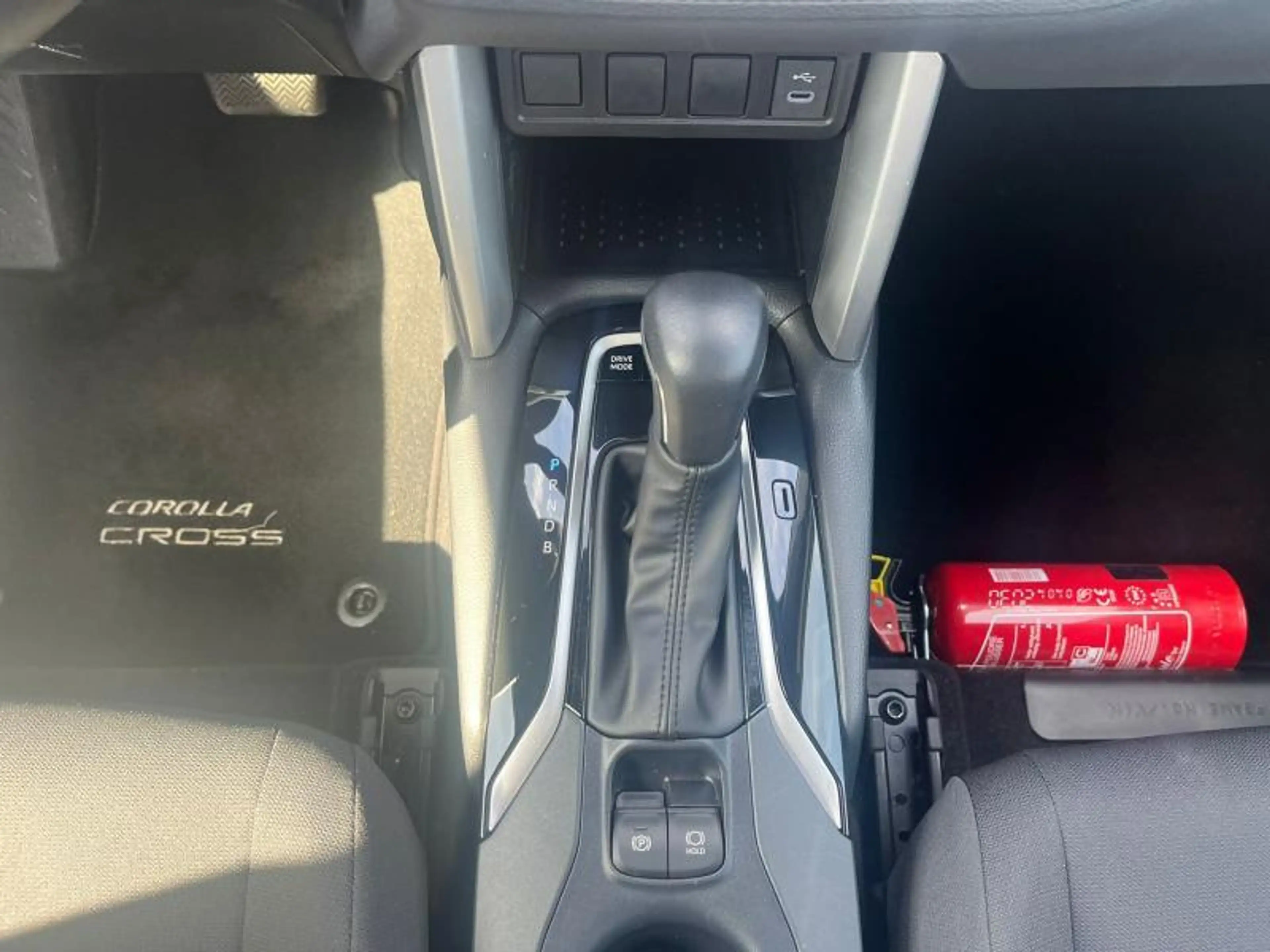 Toyota Corolla Cross Dynamic — photo 14
