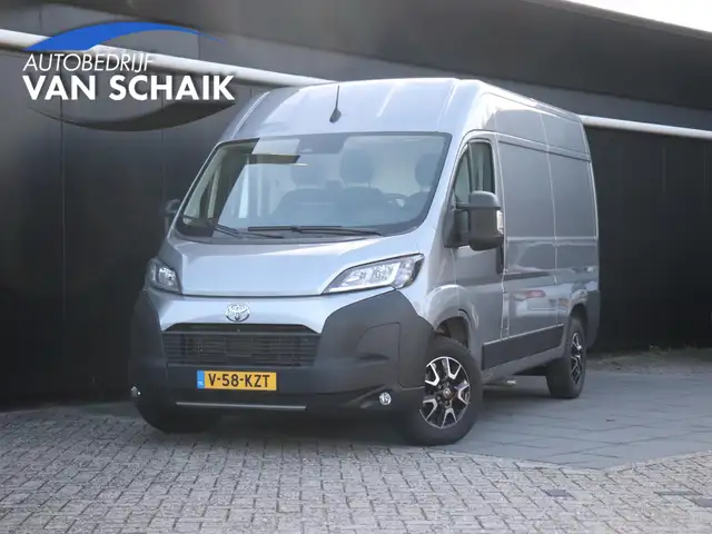 Toyota Proace Max 2.2 D-4D L2H2 3.5t Navigator | CAMERA | TREKHAAK |