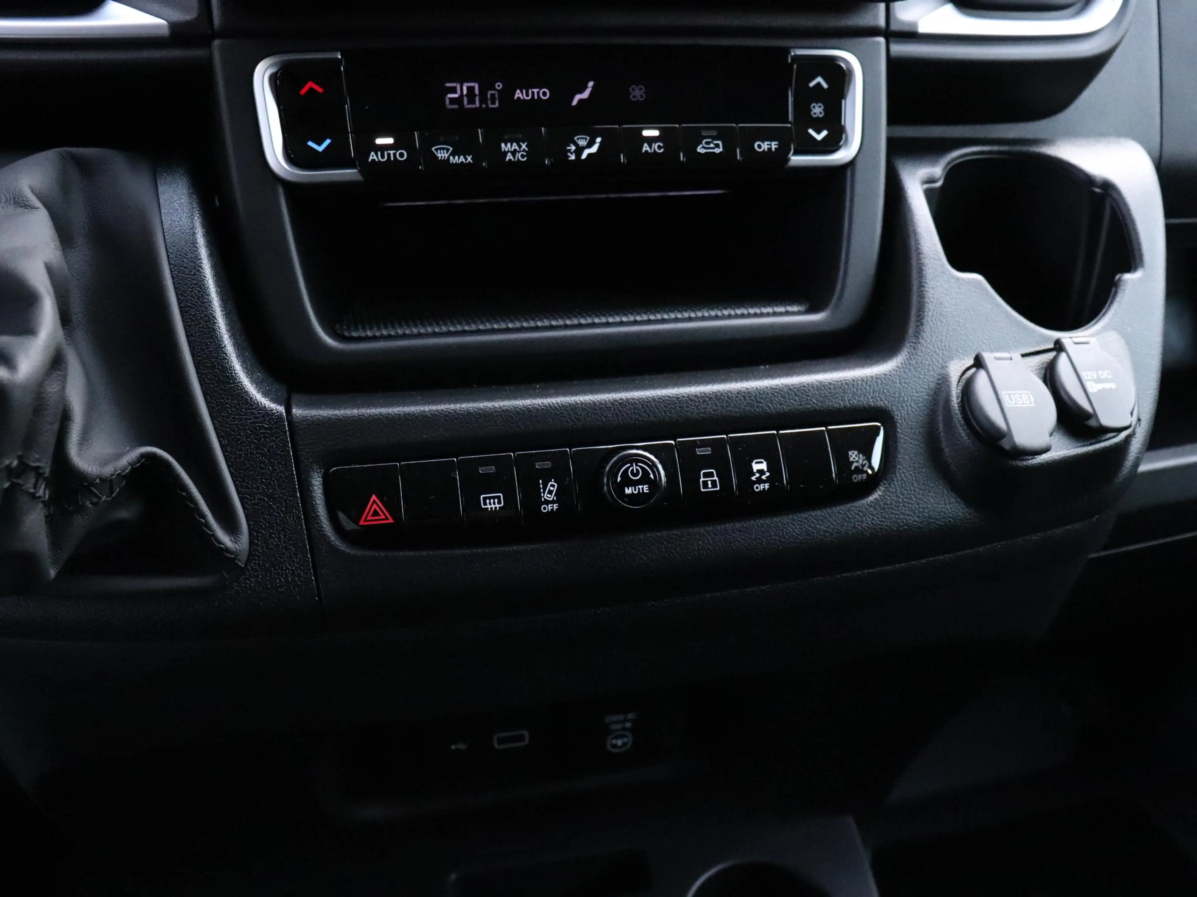Toyota Proace Max 2.2 D-4D L2H2 3.5t Navigator | CAMERA | TREKHAAK | — photo 24