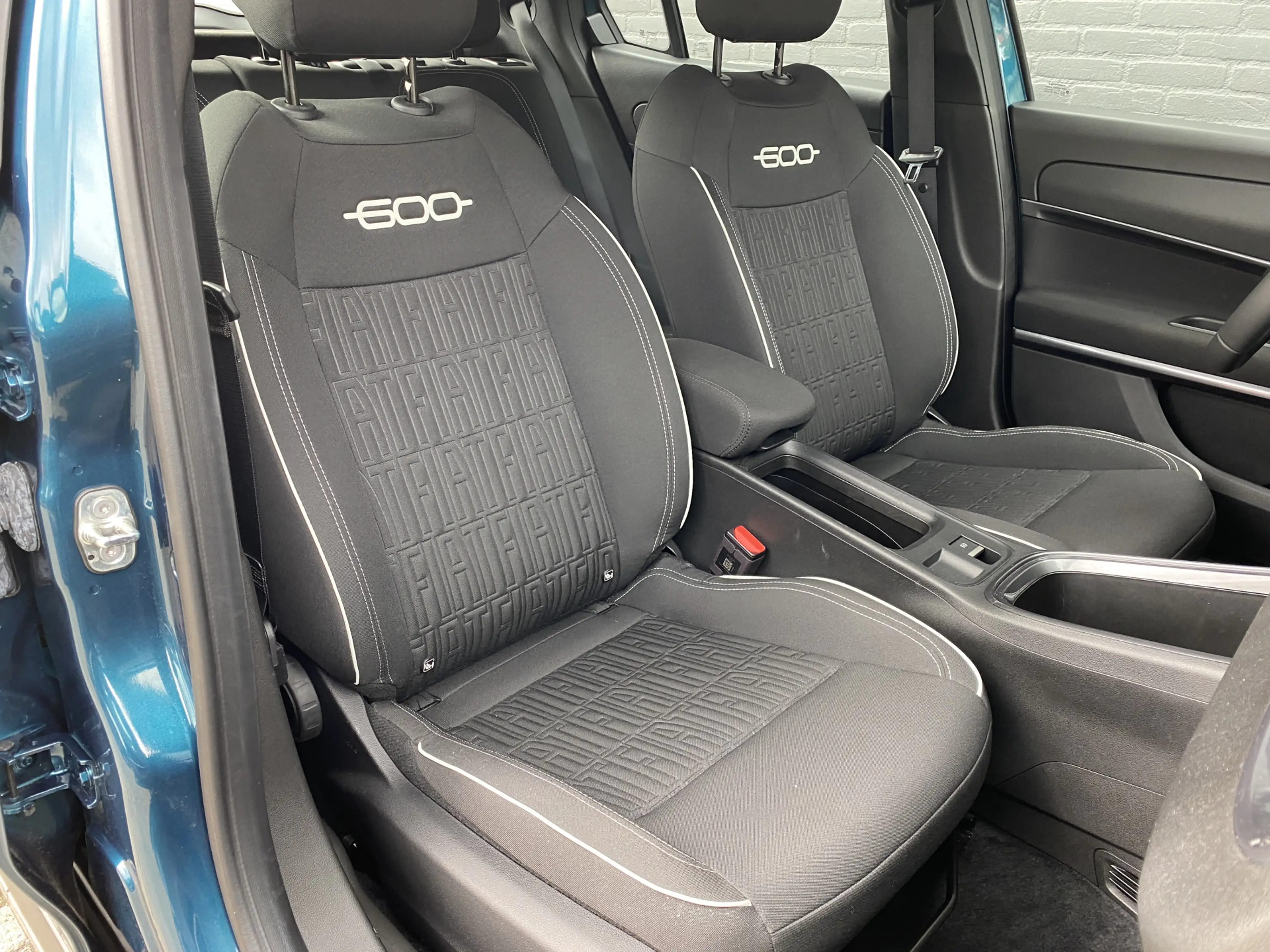Fiat 600 1.2 Hybrid Urban AUT. | 1e eigenaar | navigatie | — photo 18