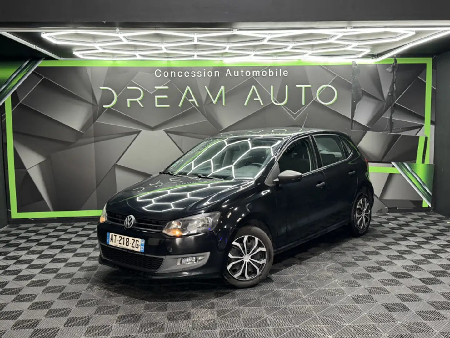 Volkswagen Polo 1.6 TDI 75CH FAP CONFORTLINE 3P Noir - 1