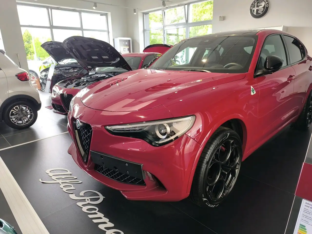 Alfa Romeo Stelvio 2023