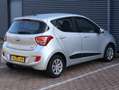 Hyundai i10 1.0i i-Motion Comfort|Camera|Carplay|Airco|Cruise| Grijs - thumbnail 2