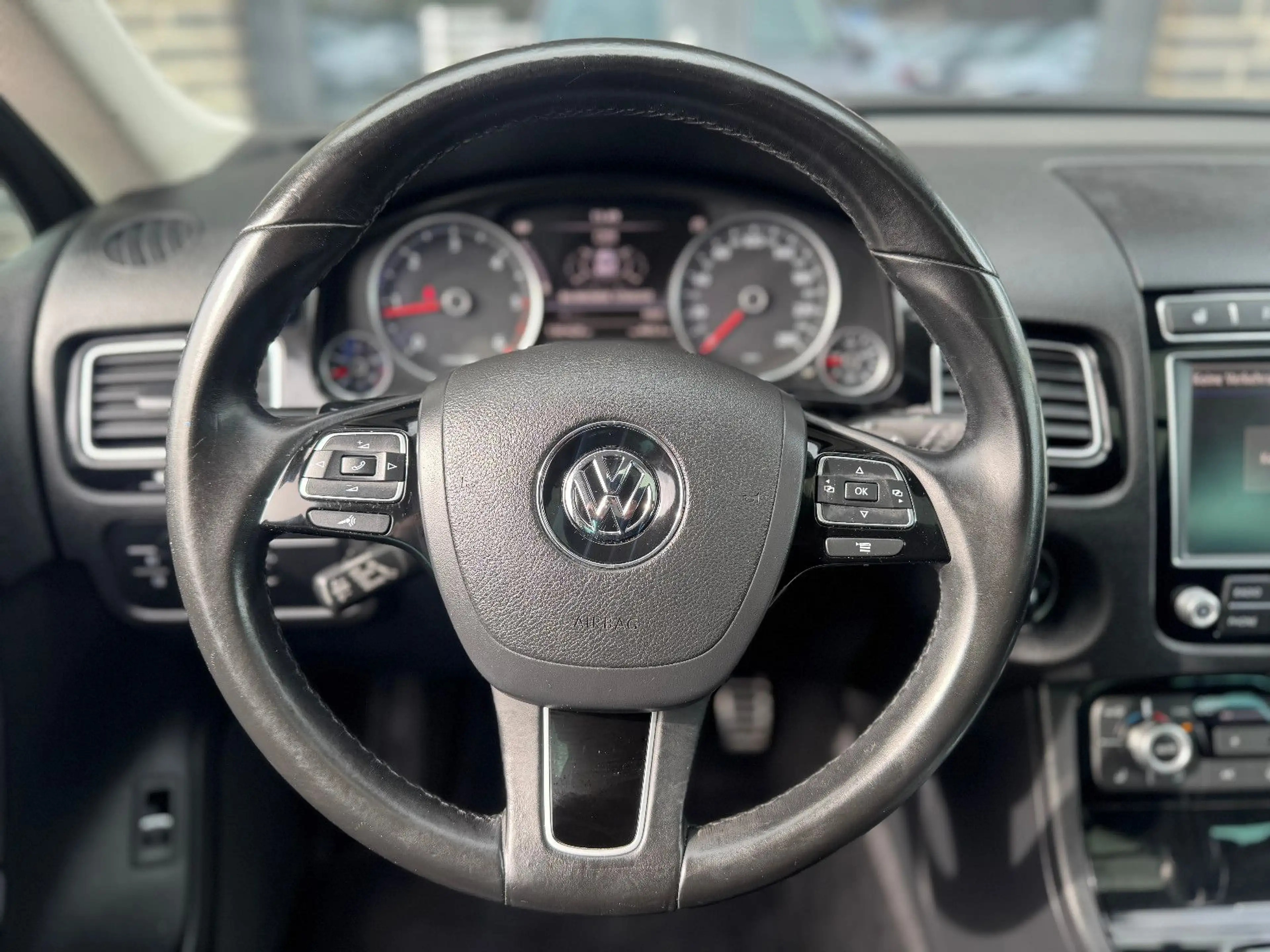 Volkswagen Touareg V6 TDI Executive Edition*Absolute Voll* — photo 11