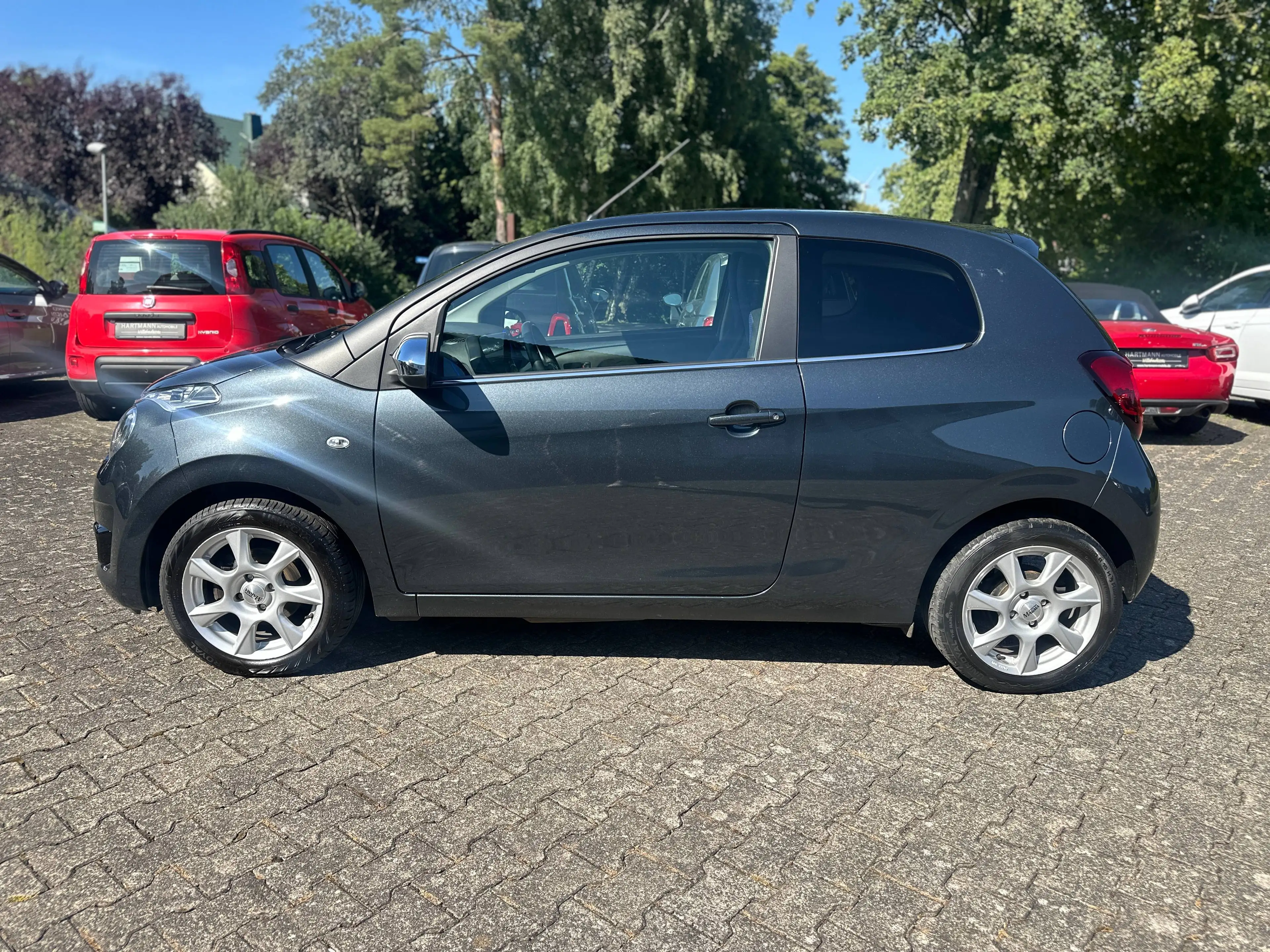 Citroen C1 Shine "mit guter Ausststtung" — photo 2