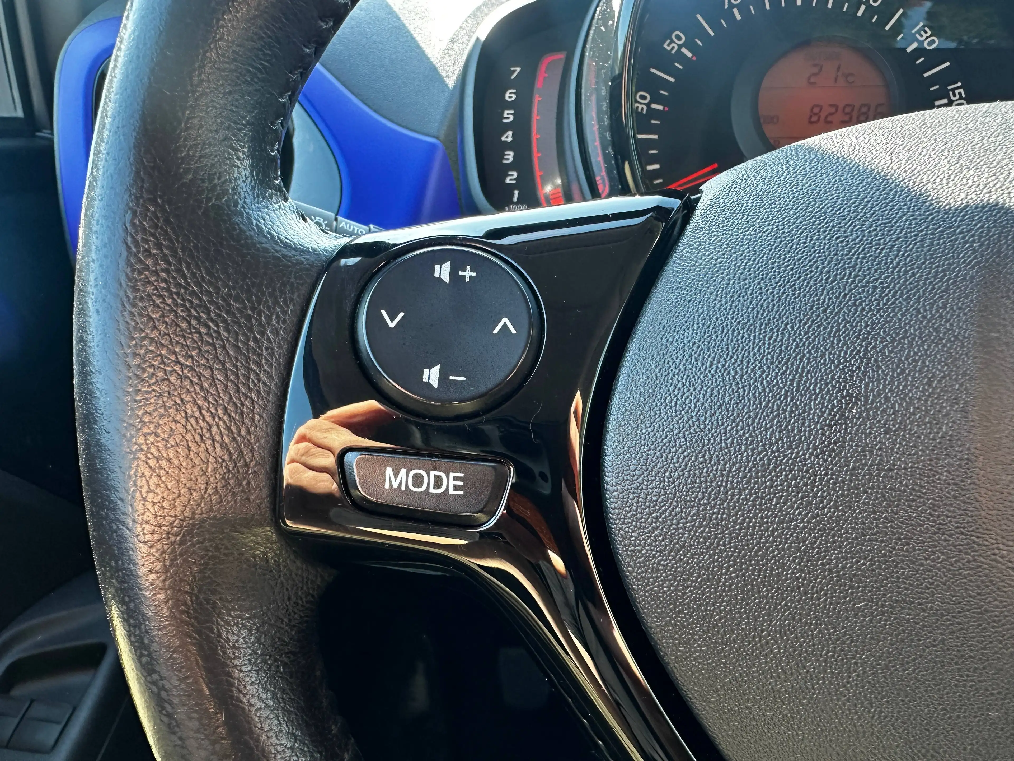Citroen C1 Shine "mit guter Ausststtung" — photo 19