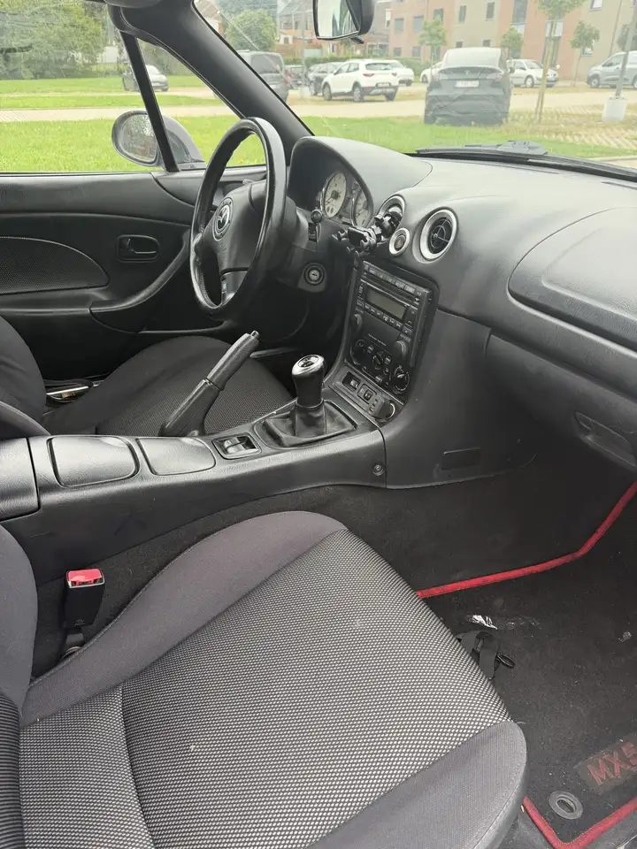Mazda MX-5 1.6i 16v Luxe, foto 3