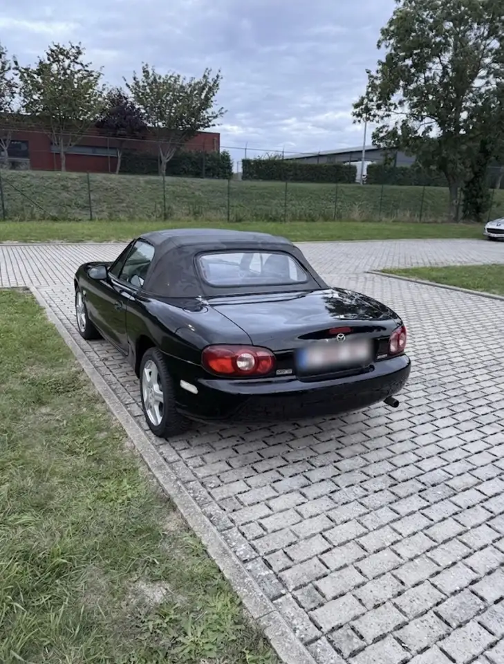 Mazda MX-5 1.6i 16v Luxe, foto 2