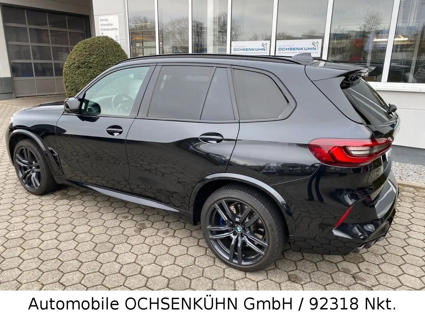 BMW X5 M Competition Schwarz - 2