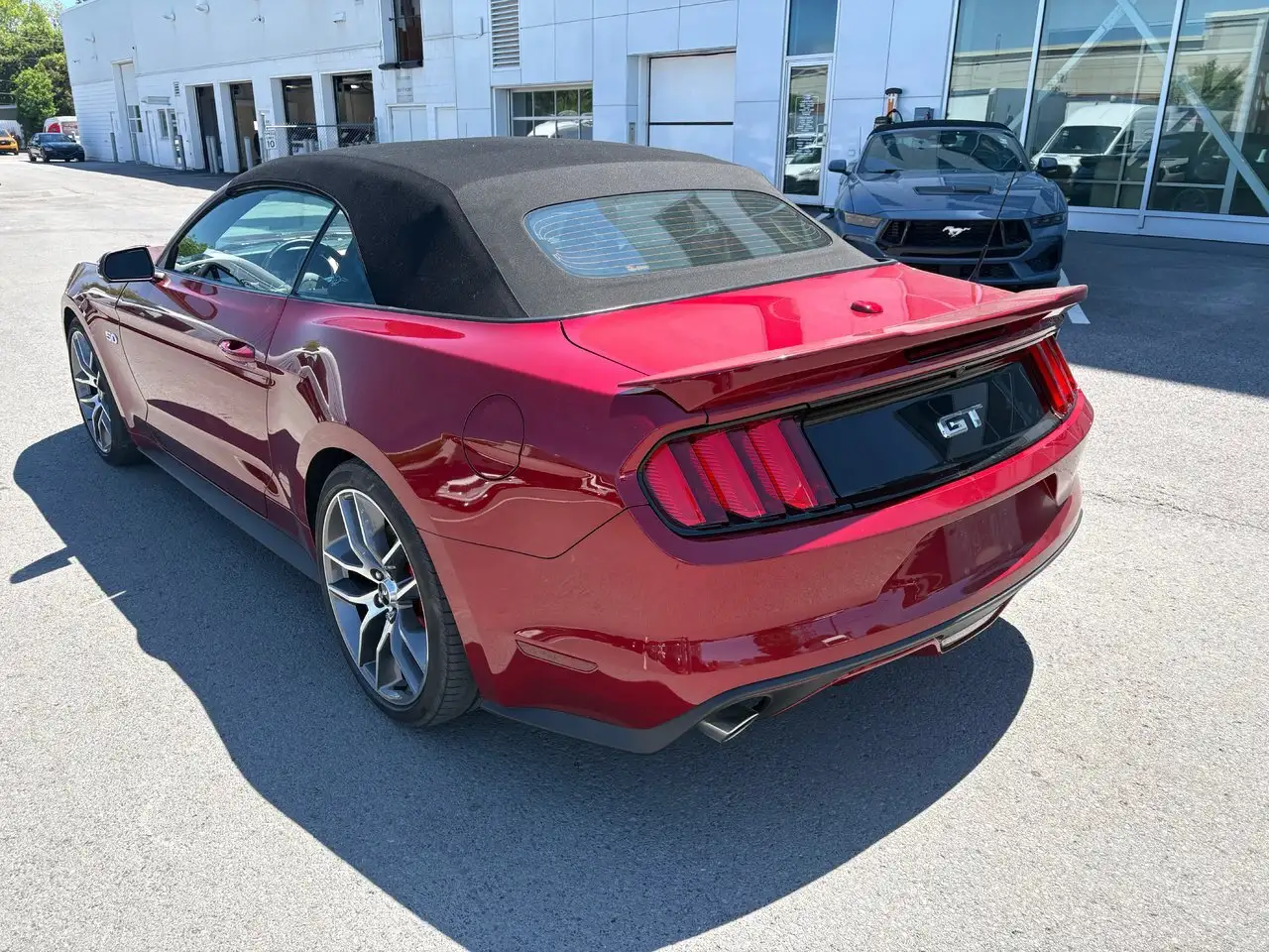 Ford Mustang снимка Ford Mustang