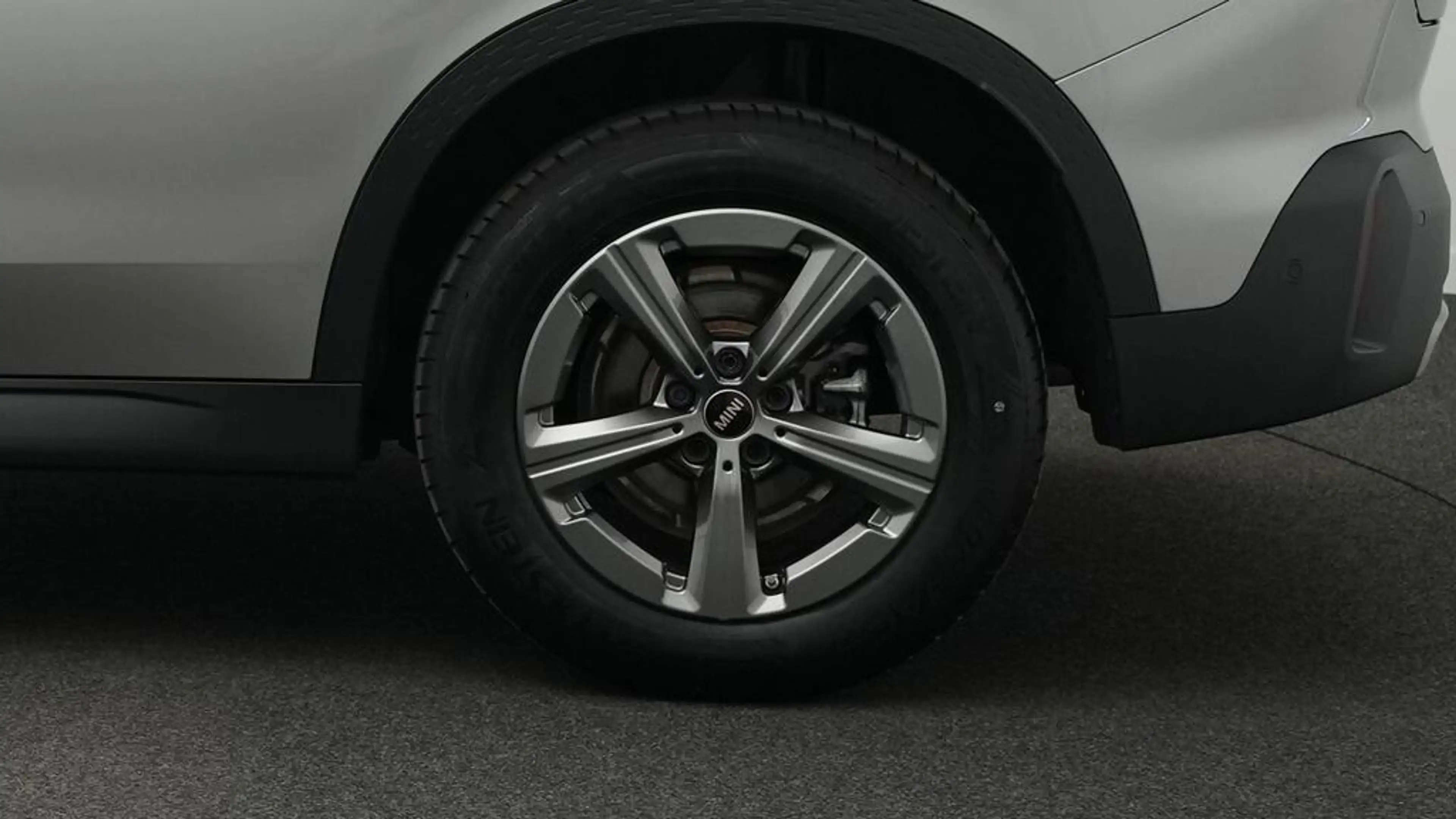 MINI Countryman C Classic Trim — photo 9