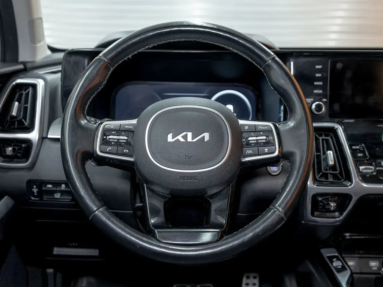 Kia Sorento снимка Kia Sorento