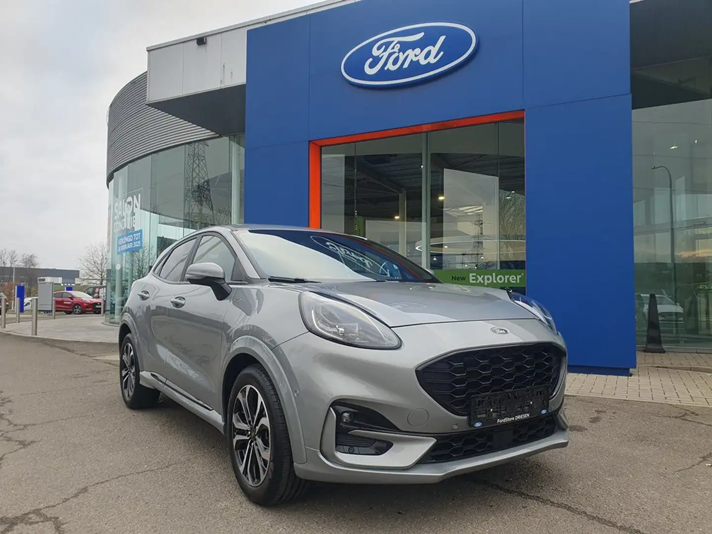 Ford Puma ST Line 1.0i 125pk M6 (250048) Zilver - 1