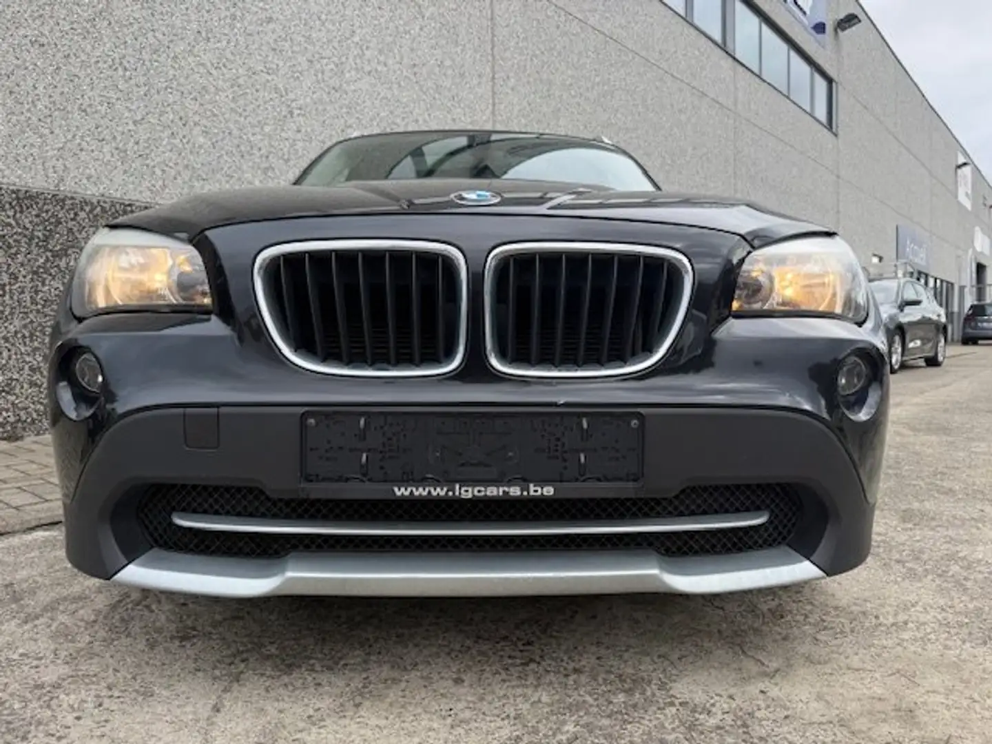 BMW X1 X1 2.0 d xDrive18 Noir - 2
