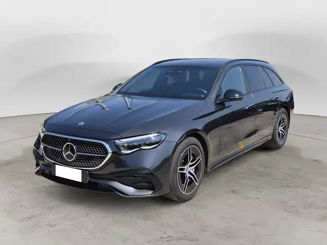 Mercedes-Benz 220 main image