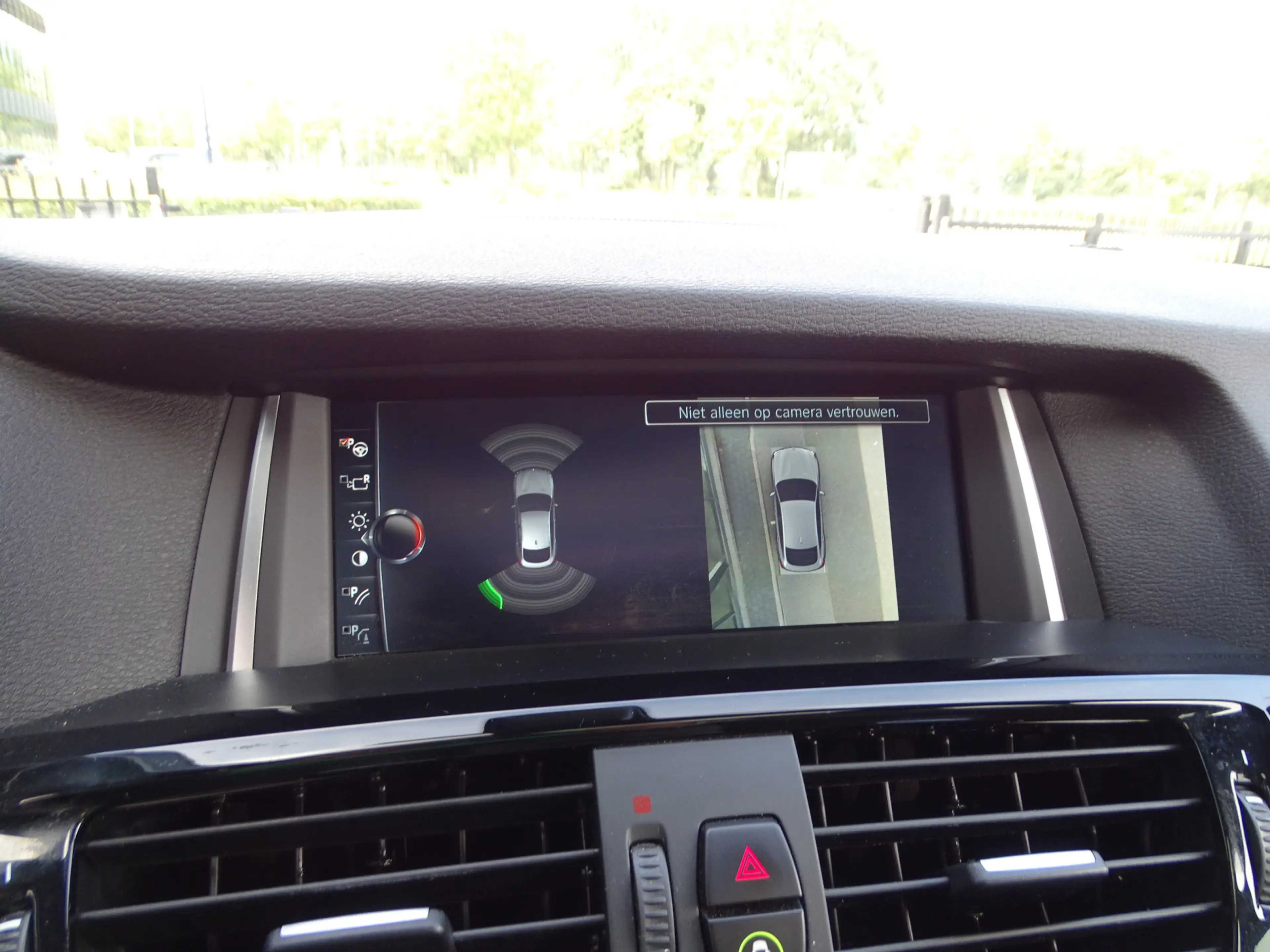 BMW X4 xDrive20i High Executive M Sport Edition — photo 35
