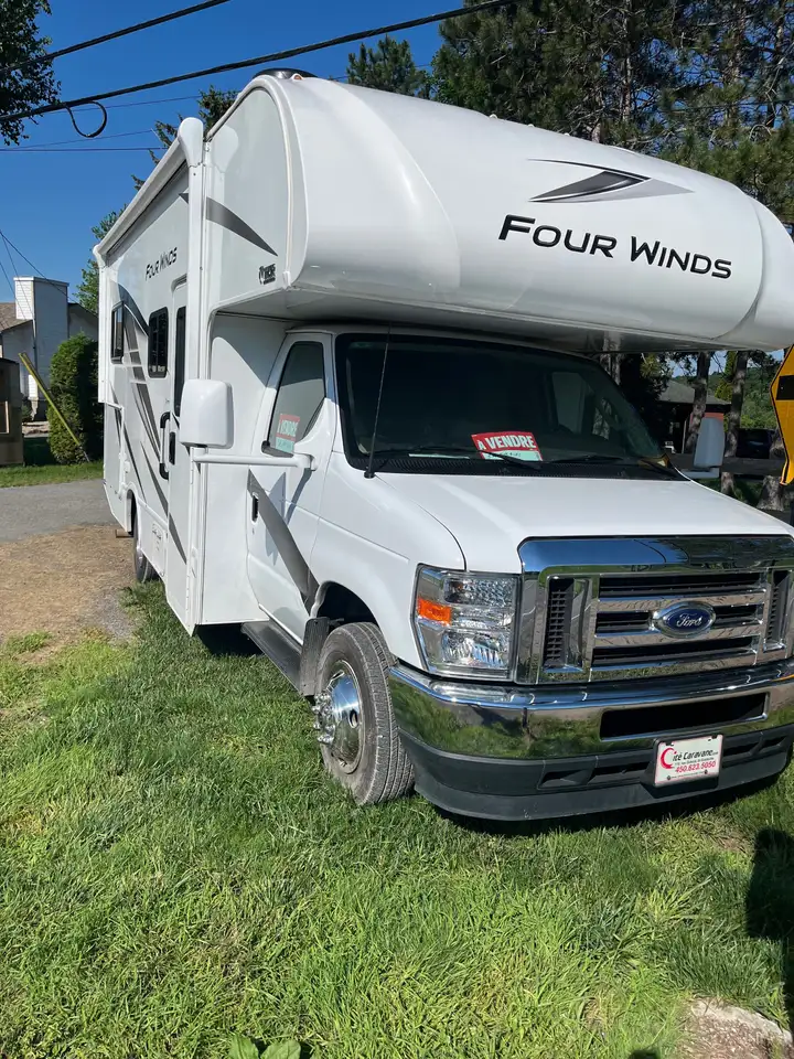 2025 Ford E-Series