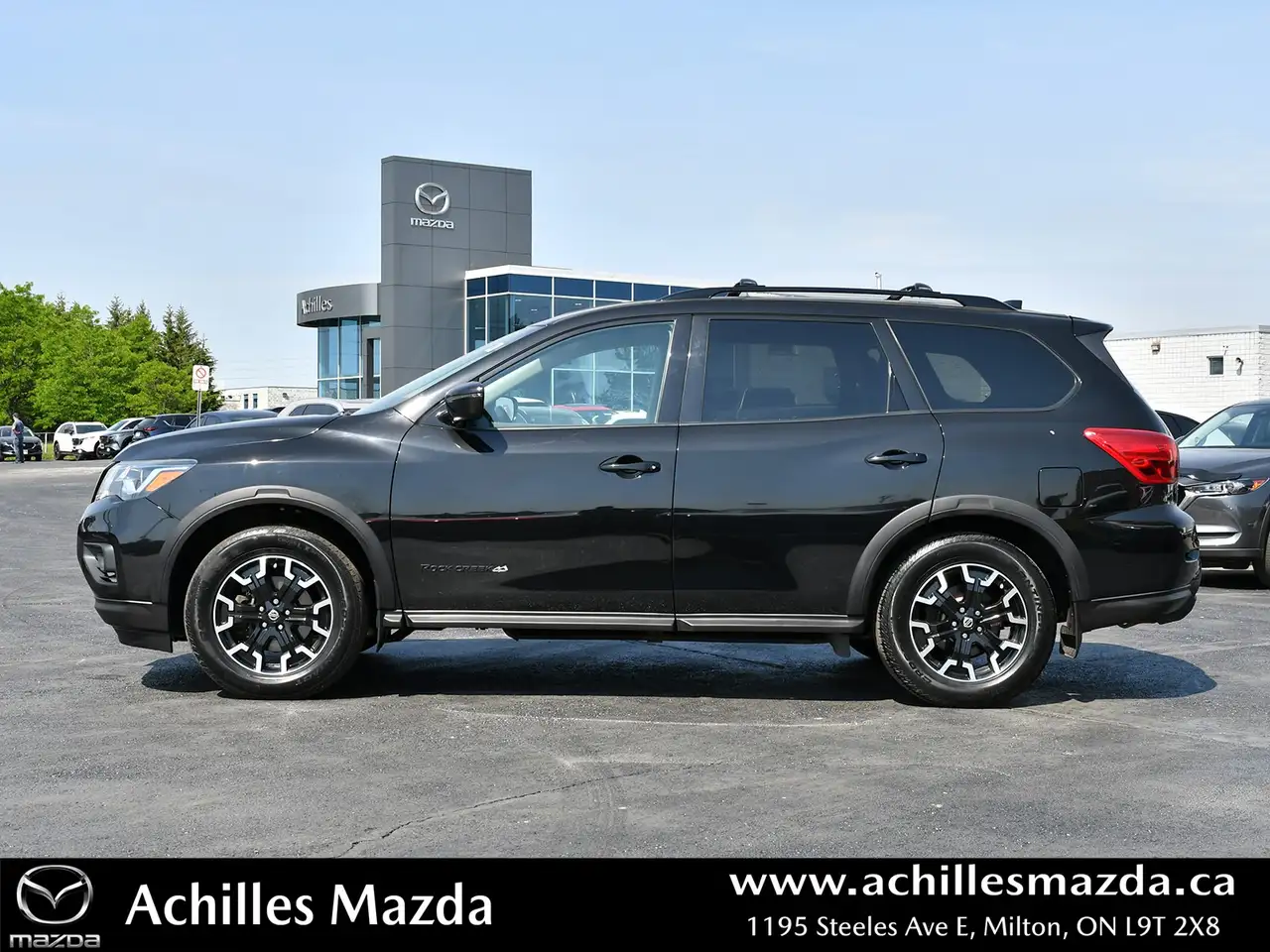 Nissan Pathfinder photo Nissan Pathfinder