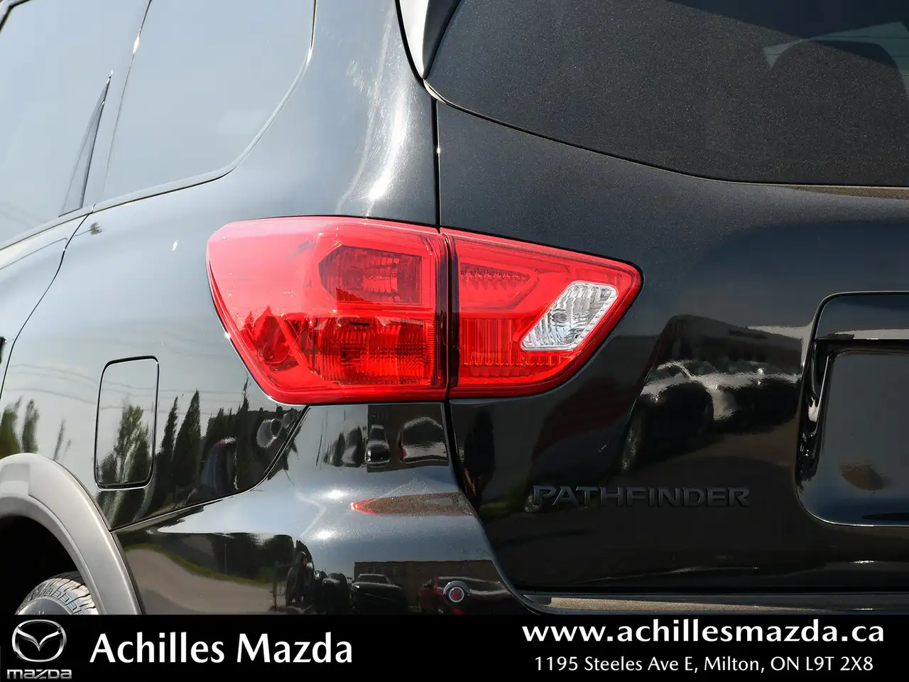 Nissan Pathfinder photo Nissan Pathfinder