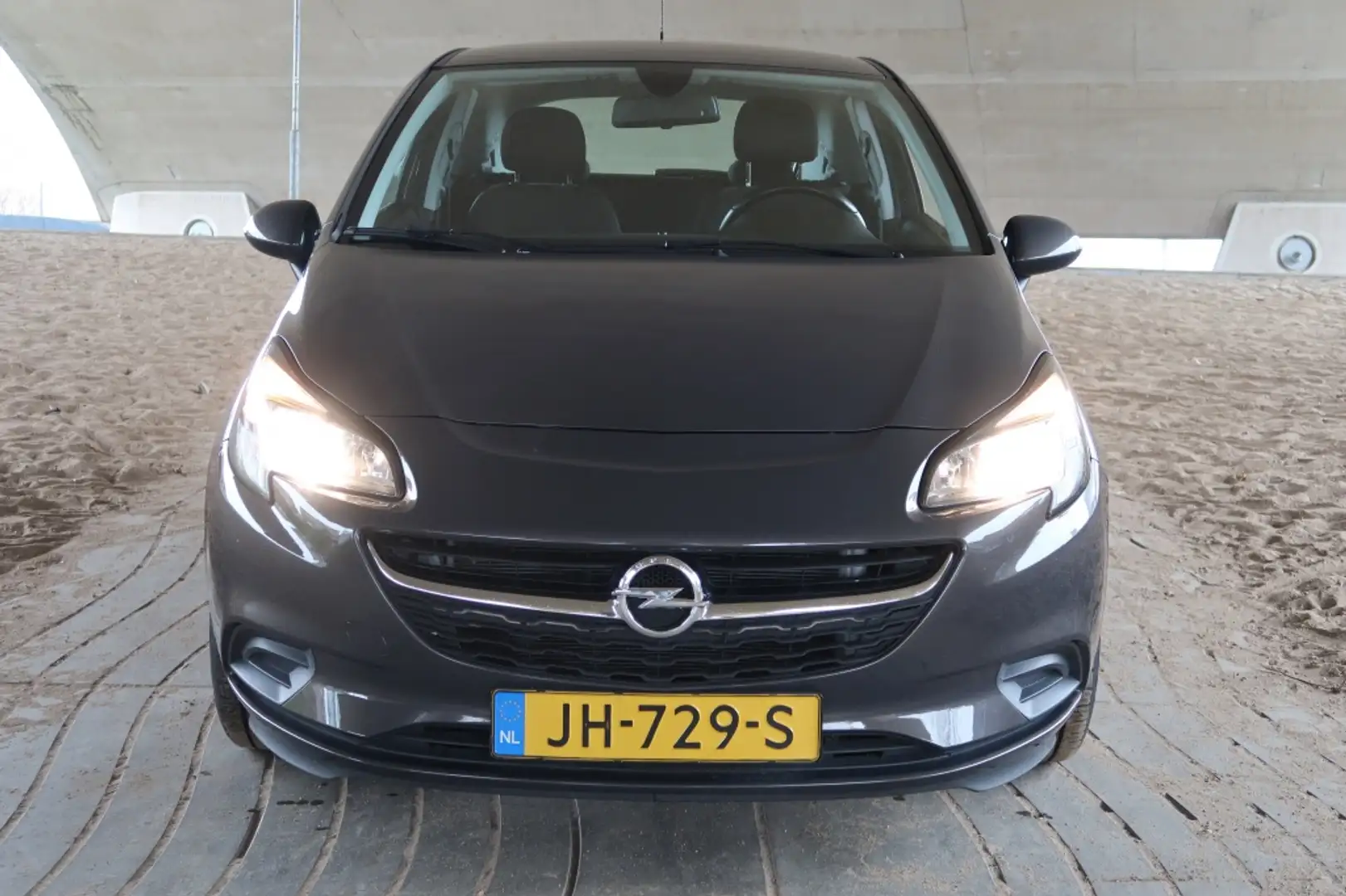 Opel Corsa 1.0 Turbo Business+ Grijs - 2