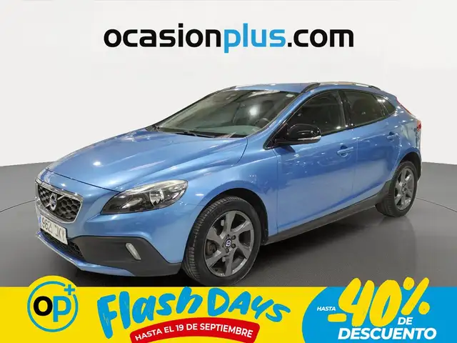 Volvo V40 Cross Country D2 Momentum 120