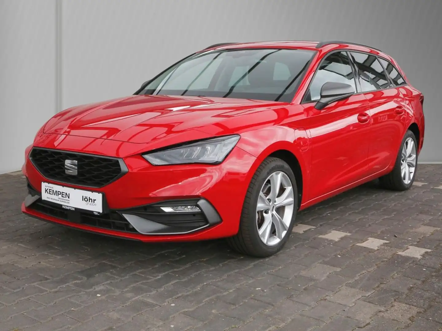 SEAT Leon ST 1.4 e-HYBRID DSG FR 17"LM Navi+VC ACC RFK+PD... Rot - 2
