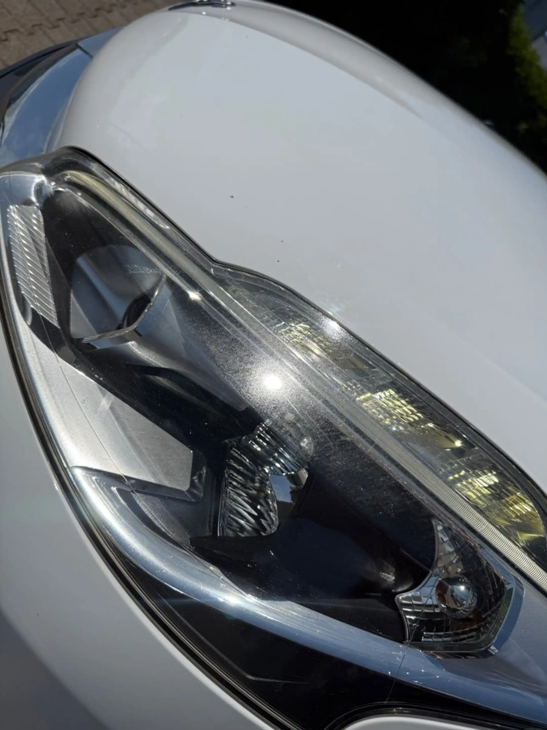 Peugeot 208 Active PDC LED TEMP DISPLAY — photo 9