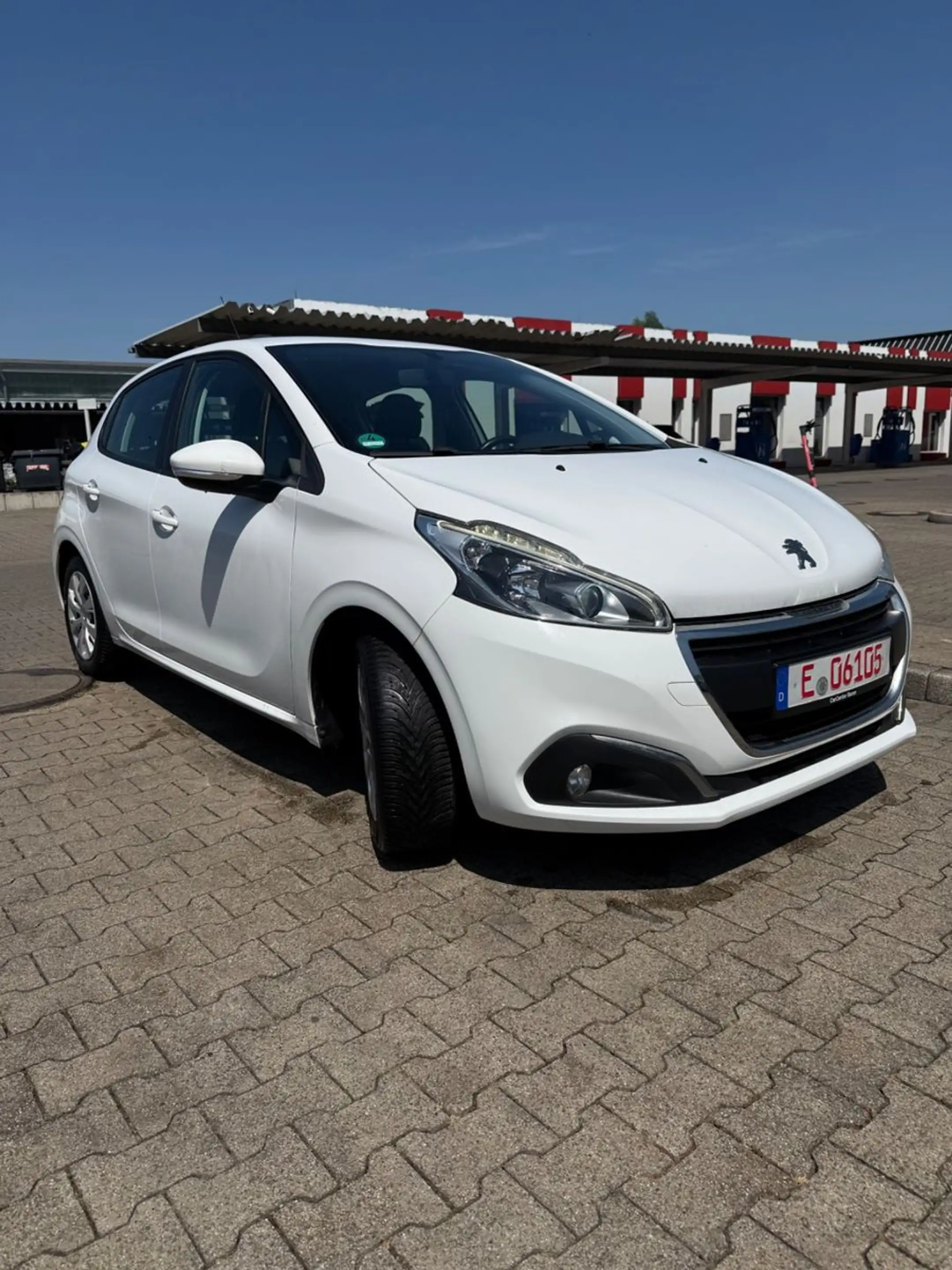 Peugeot 208 Active PDC LED TEMP DISPLAY — photo 3