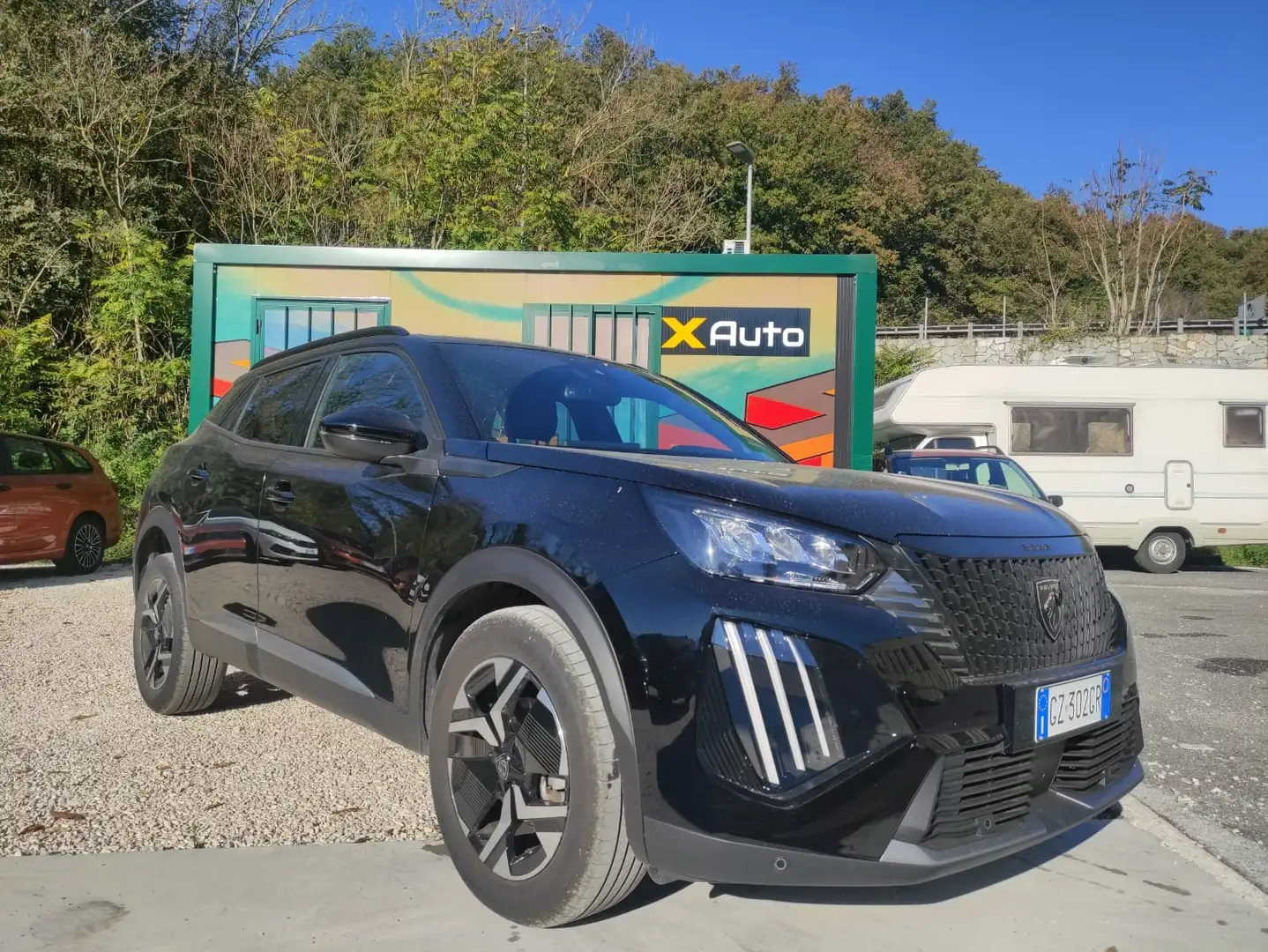 Peugeot 2008 2008 II 1.2 puretech Allure s Schwarz - 1