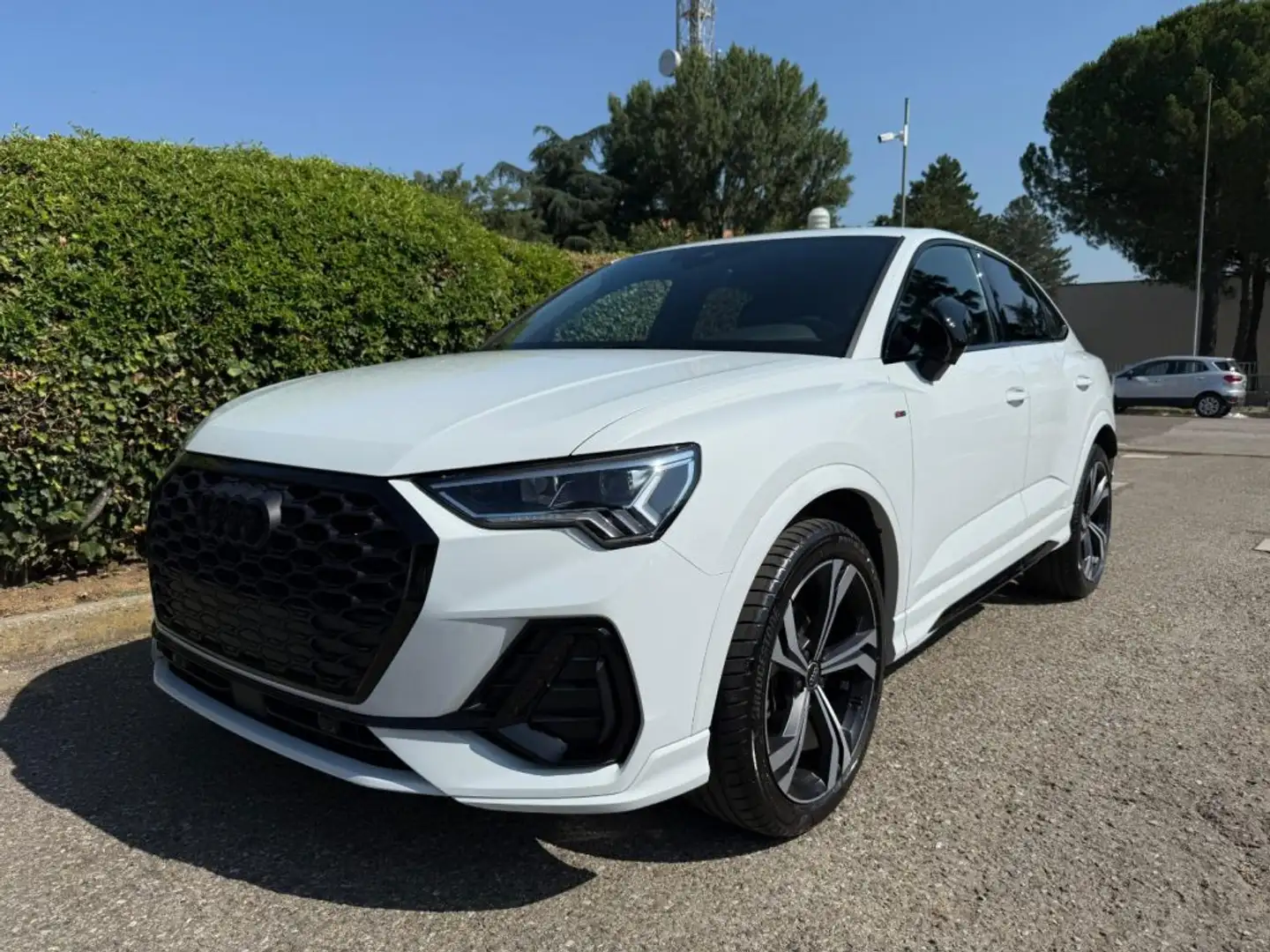 Audi Q3 SPB 35 TDI S tronic S line Black Line NAVI - PELLE Bianco - 2