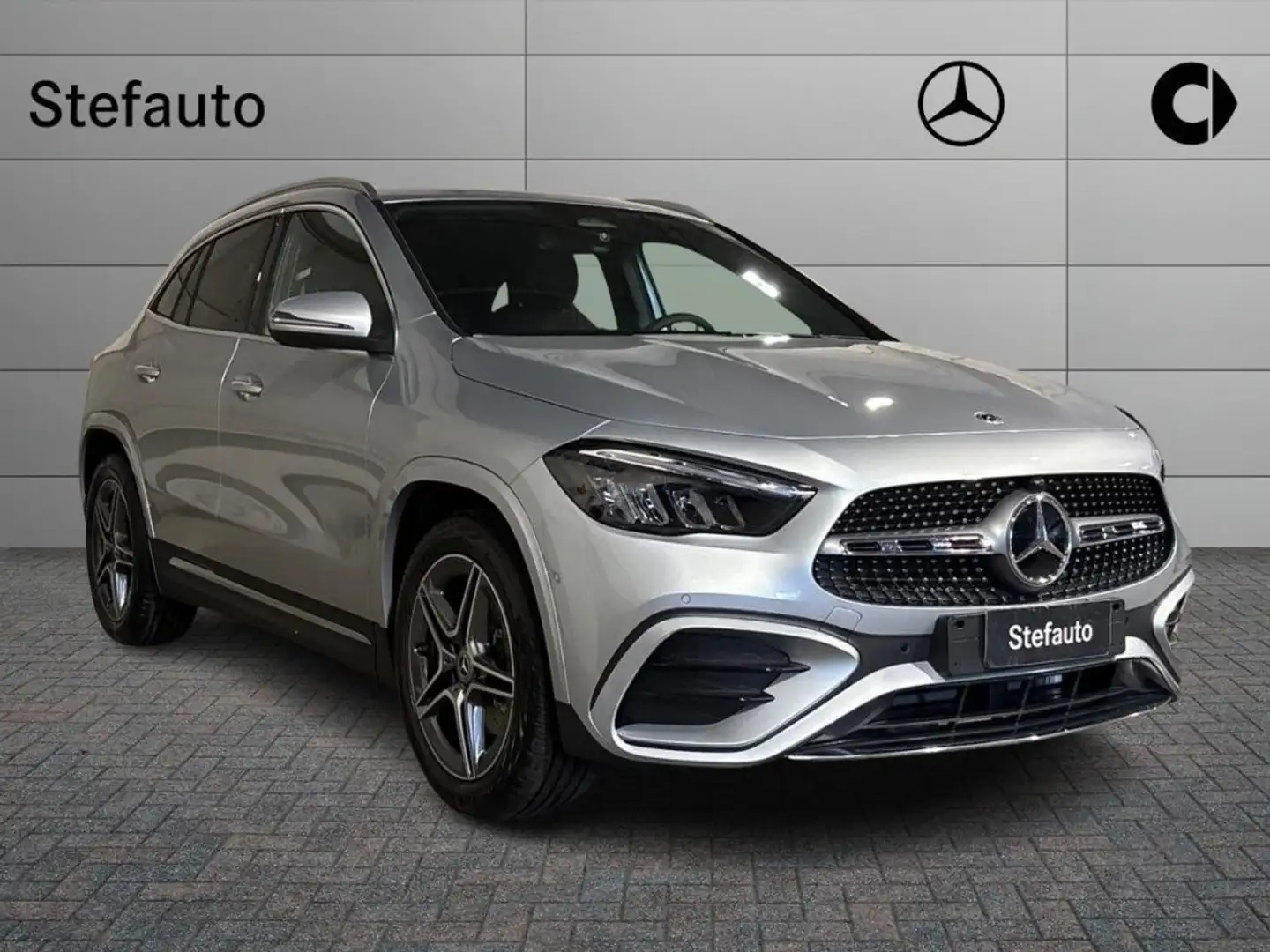 Mercedes-Benz GLA 200 d Automatic AMG Line Advanced Plus Argento - 1