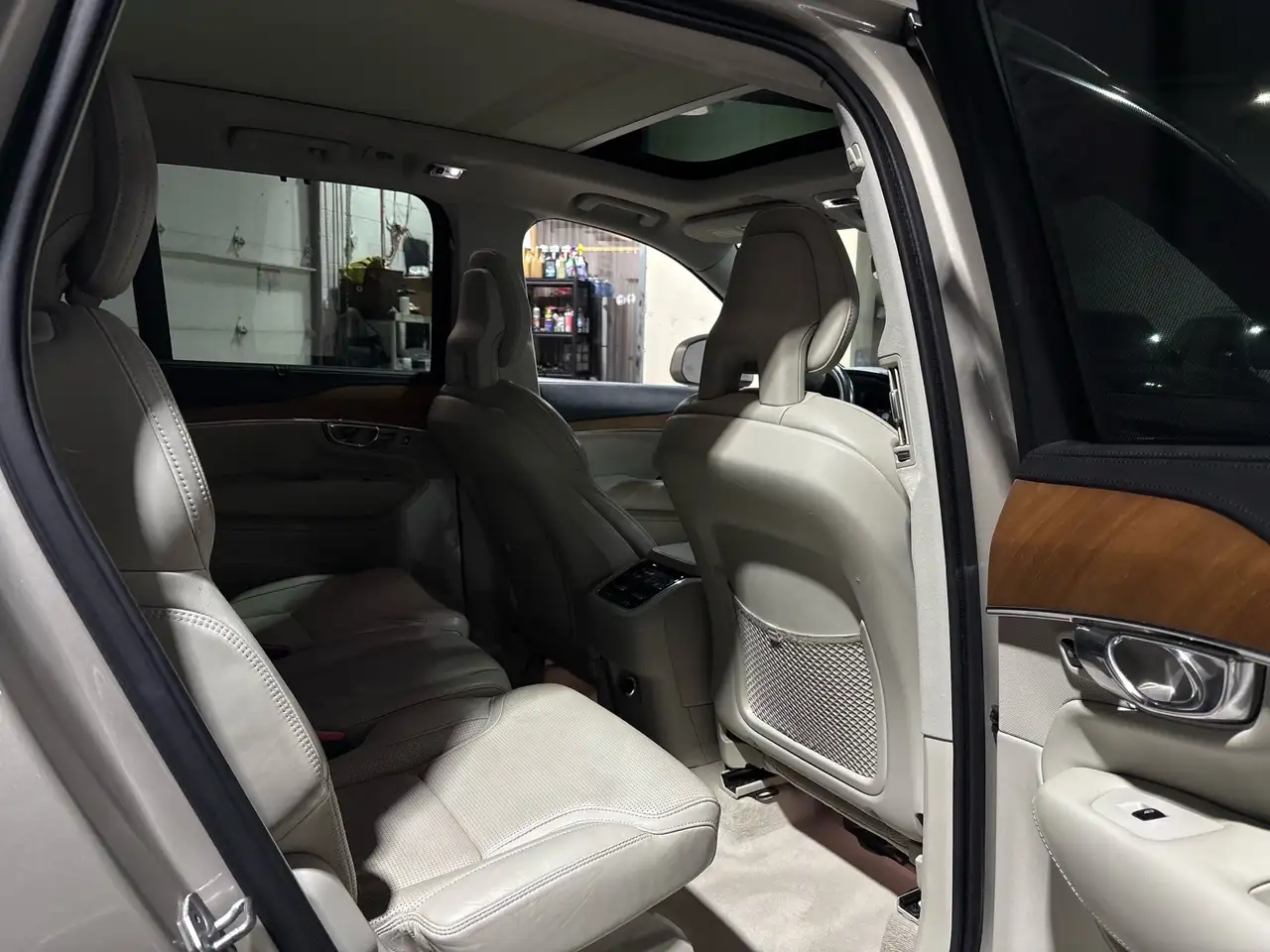 Volvo XC90 снимка Volvo XC90