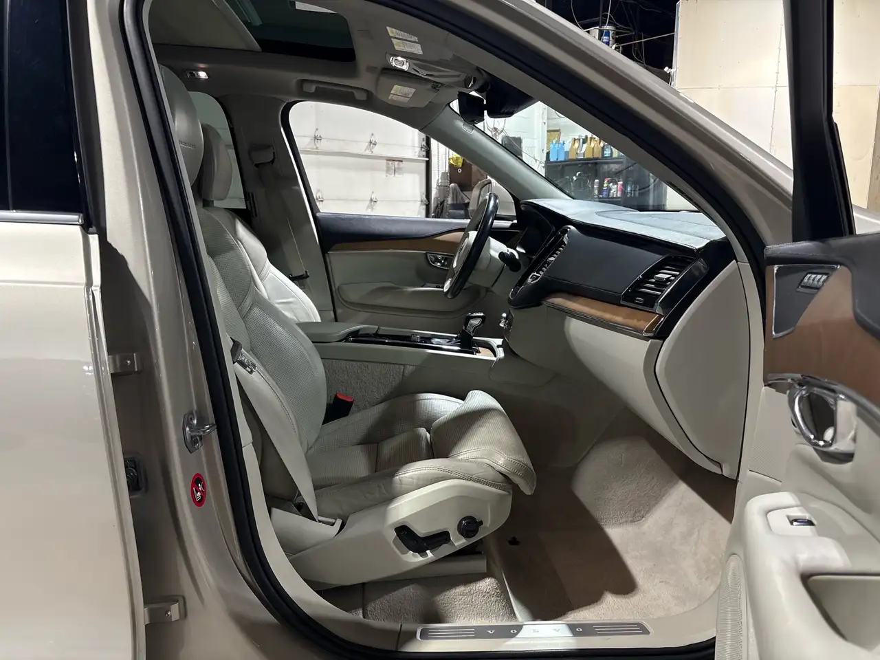Volvo XC90 снимка Volvo XC90