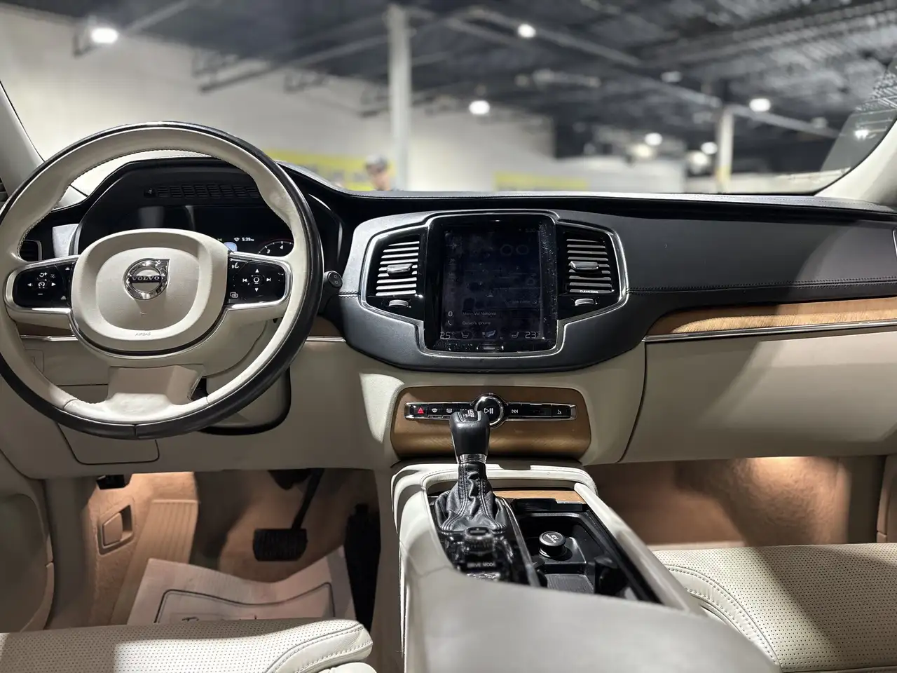 Volvo XC90 снимка Volvo XC90