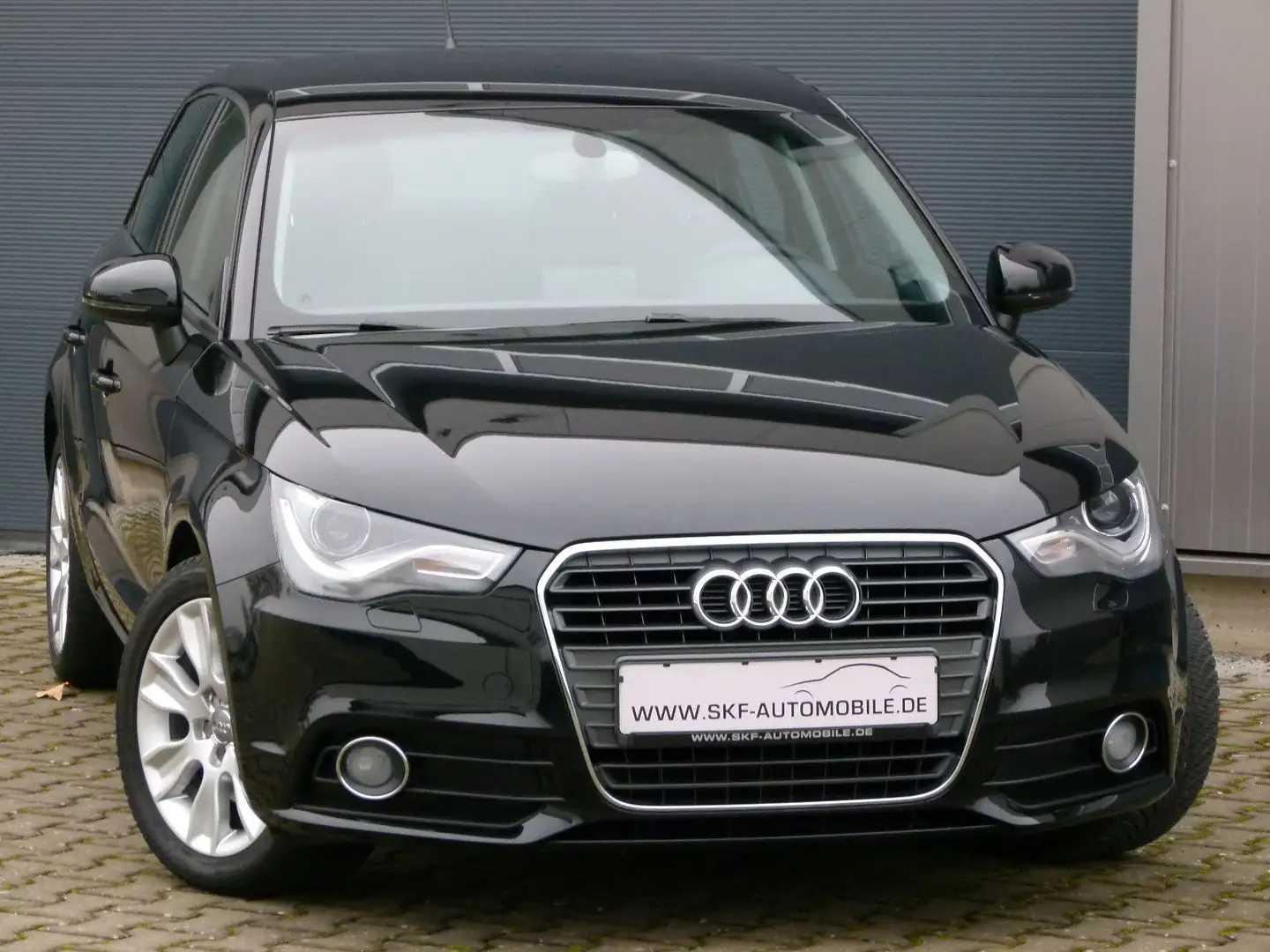 Audi A1 Sportb. Xenon Bose PDC Navi 1-Hand Teilleder Schwarz - 2