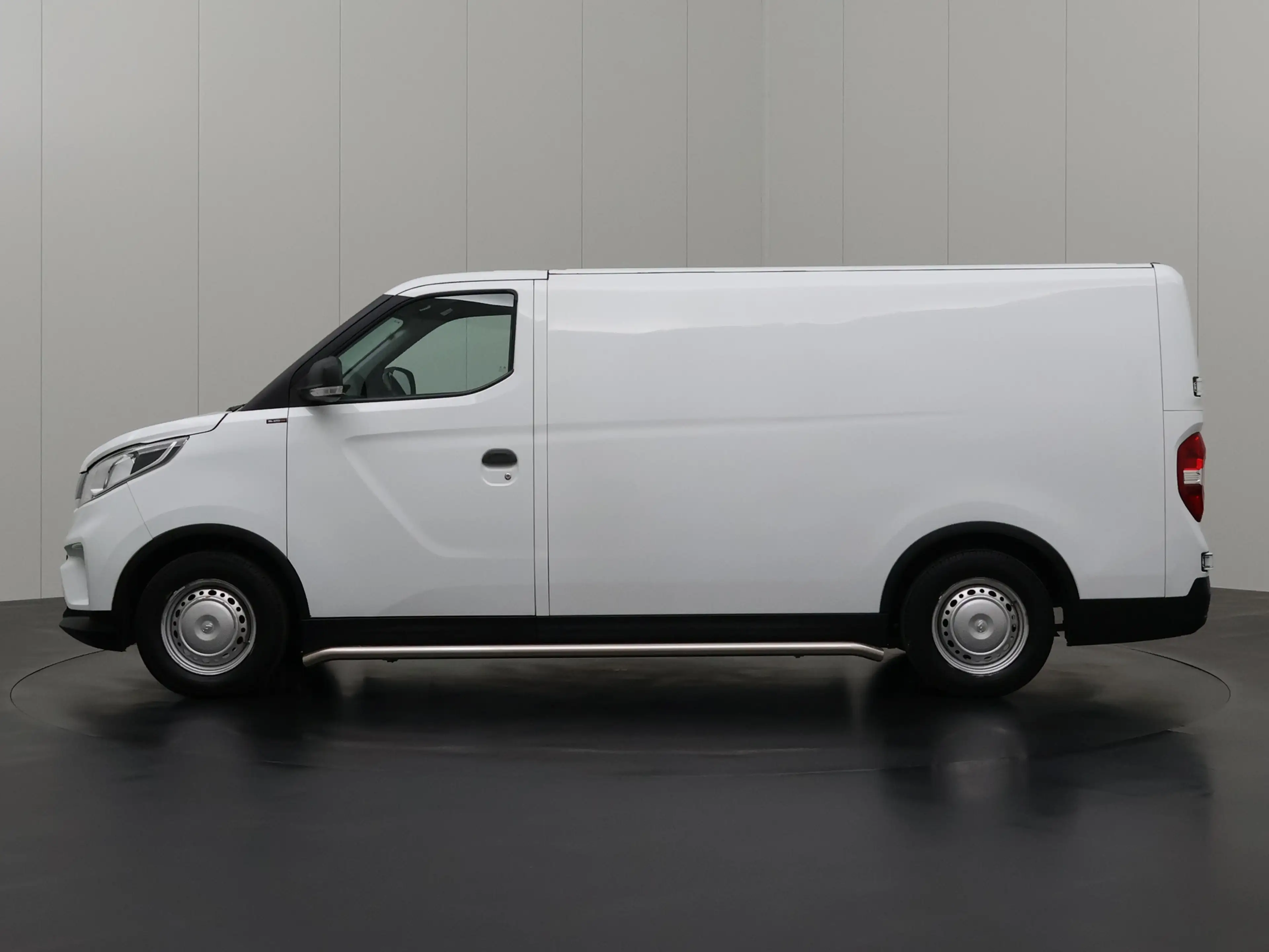Maxus eDeliver 3 LWB 50 kWh XXL | Achterdeuren | Multimedia | Camer — photo 12
