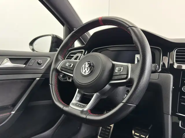 Volkswagen Golf view 12