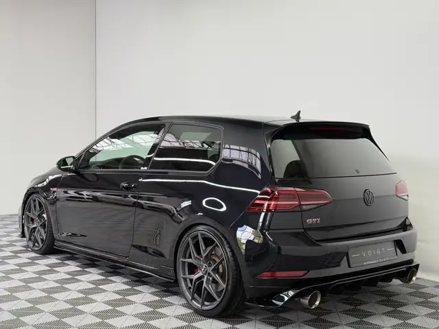Volkswagen Golf view 30