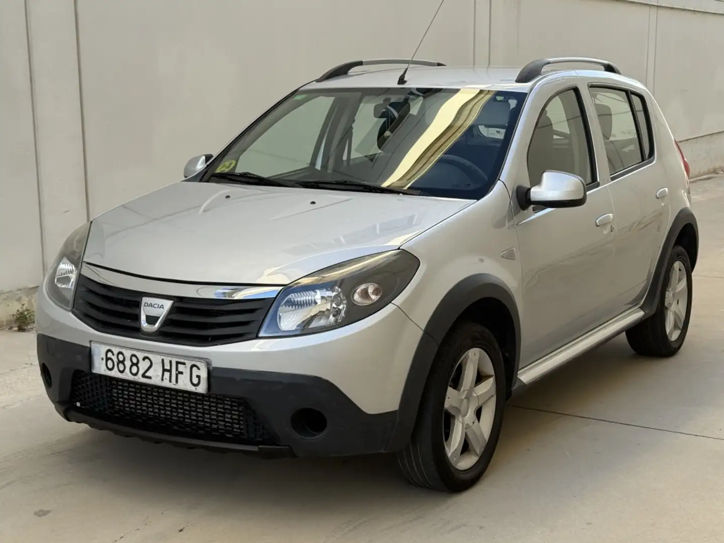 Dacia Sandero 1.5dCi Stepway Music 90 Gris - 1
