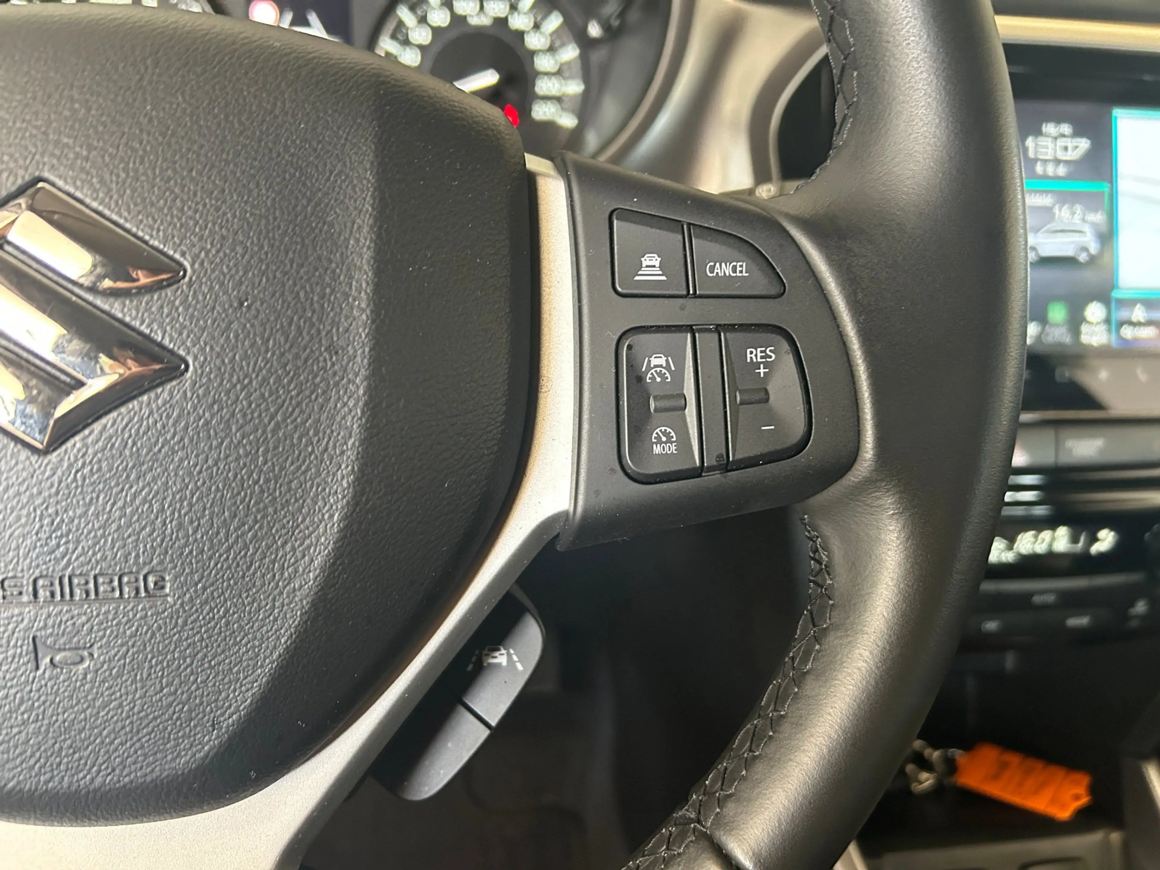 Suzuki Vitara 1.4 Boosterjet Select Smart Hybrid | Carplay| Trek — photo 16