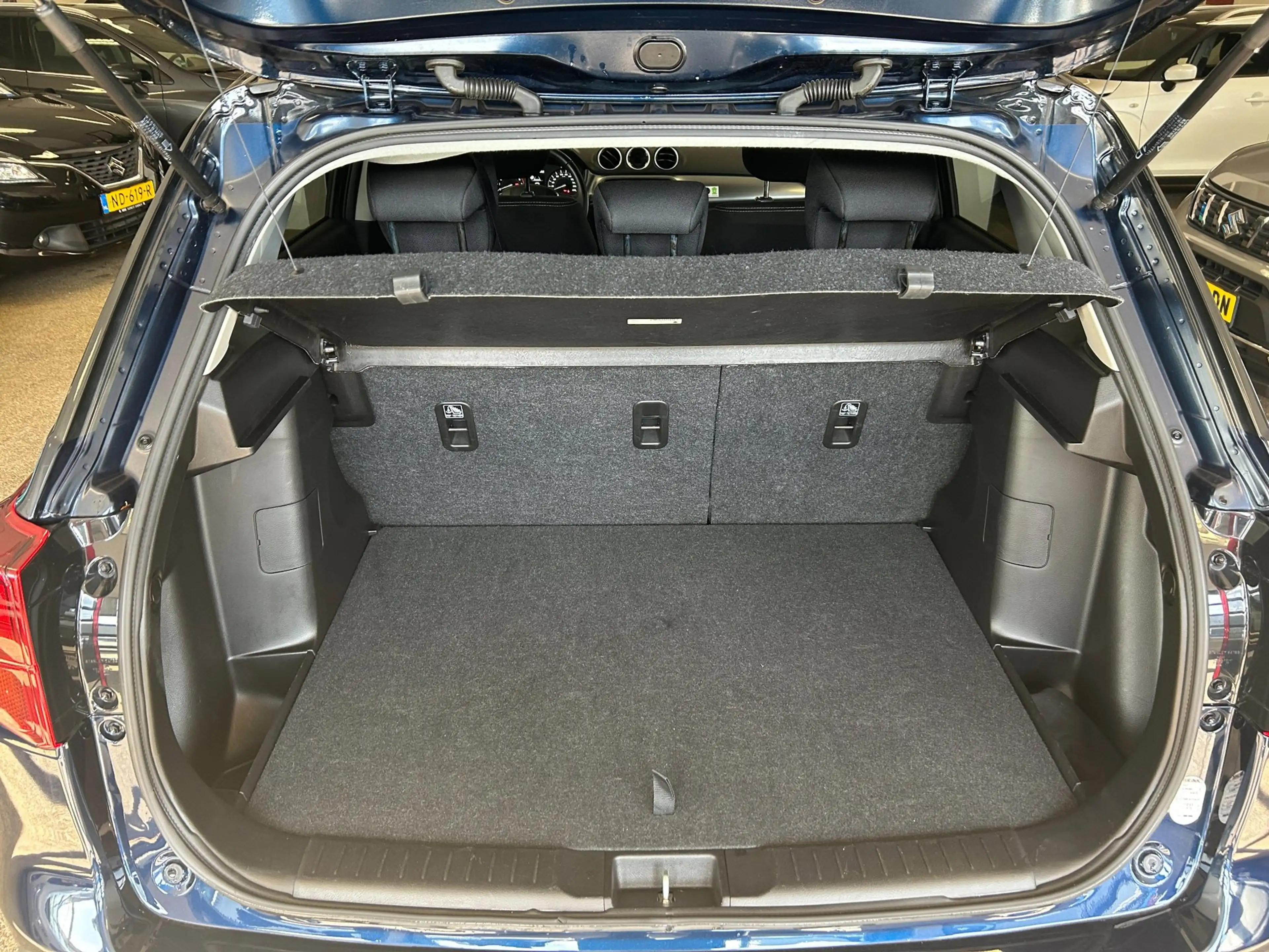 Suzuki Vitara 1.4 Boosterjet Select Smart Hybrid | Carplay| Trek — photo 27