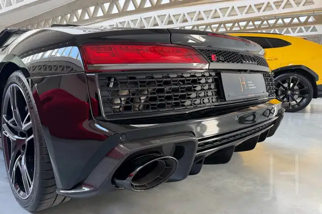 Audi R8 Spyder V10 performance RWD Ansicht 9