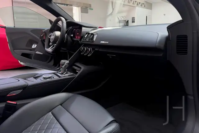 Audi R8 Spyder V10 performance RWD Ansicht 10
