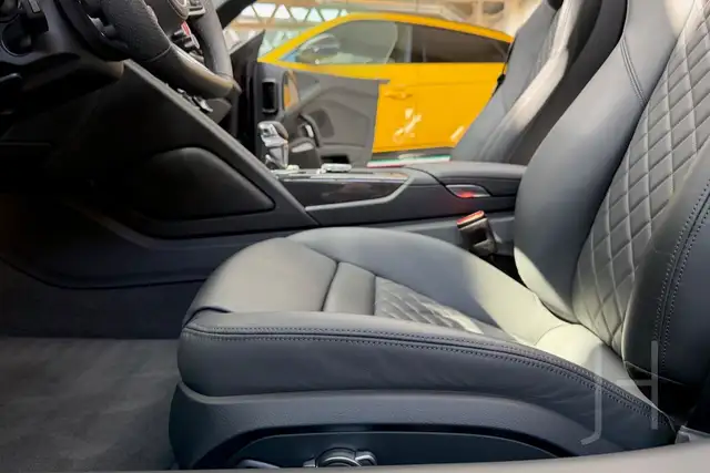 Audi R8 Spyder V10 performance RWD Ansicht 4