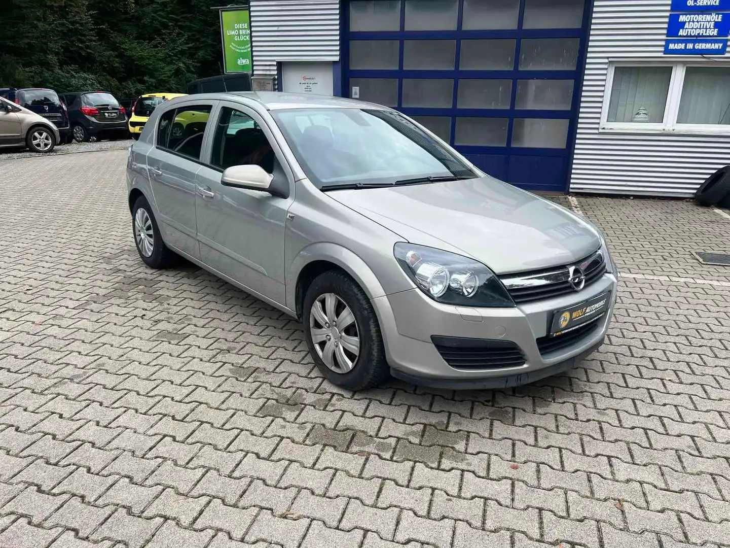 Opel Astra 1.6 Edition Klima 2 Hand  Preis inkl Neu Tüv Beige - 2