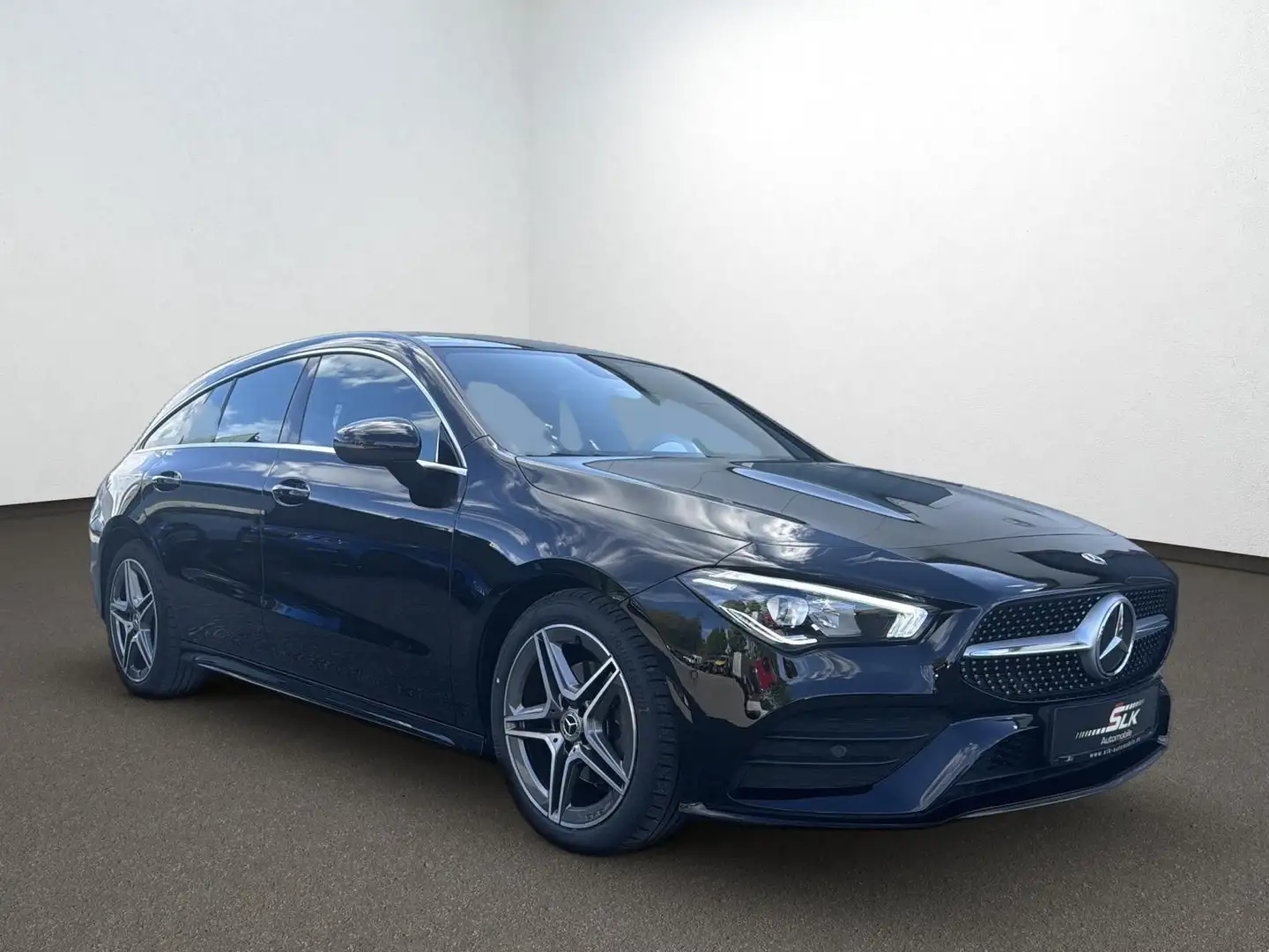 Mercedes-Benz CLA 200 AMG-Line Pano LED Kamera Schwarz - 2