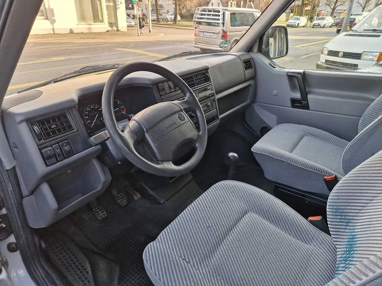 Volkswagen T4 Kasten 2,5Syncro, Benziner, langer Radstand, foto 3