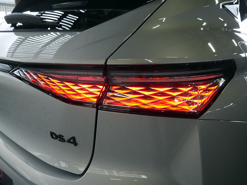 DS Automobiles DS 4 PureTech 130 Performance Line+ ACC HUD — photo 7